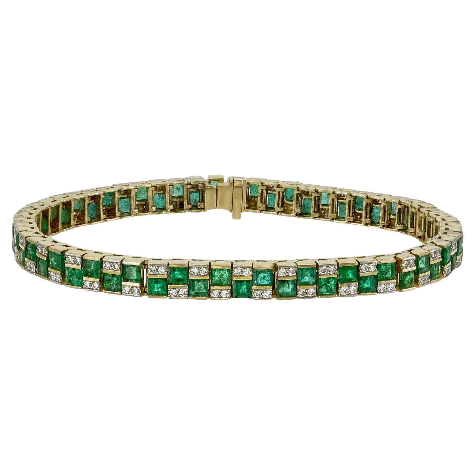 Pulsera de esmeraldas talla antigua y diamantes de 8,05 quilates en oro blanco de 18 quilates