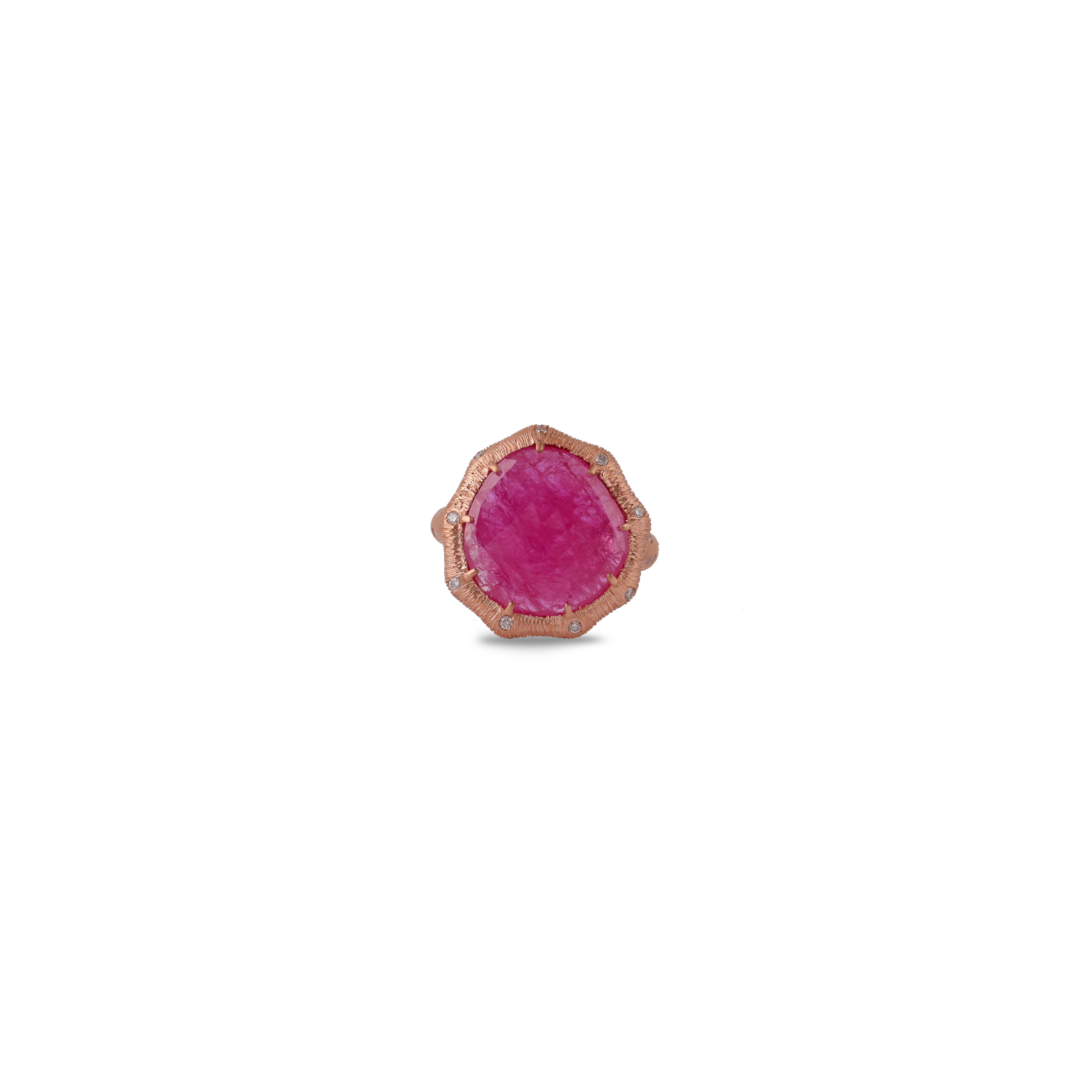 Magnificent ruby, Diamond . High brilliance, faceted             8.05 carats ruby mounted in high profile , accented with Diamond. Handcrafted masterpiece design set in high polished 18 karats Rose gold. 
Statement piece!

Ruby: 8.05 carats,