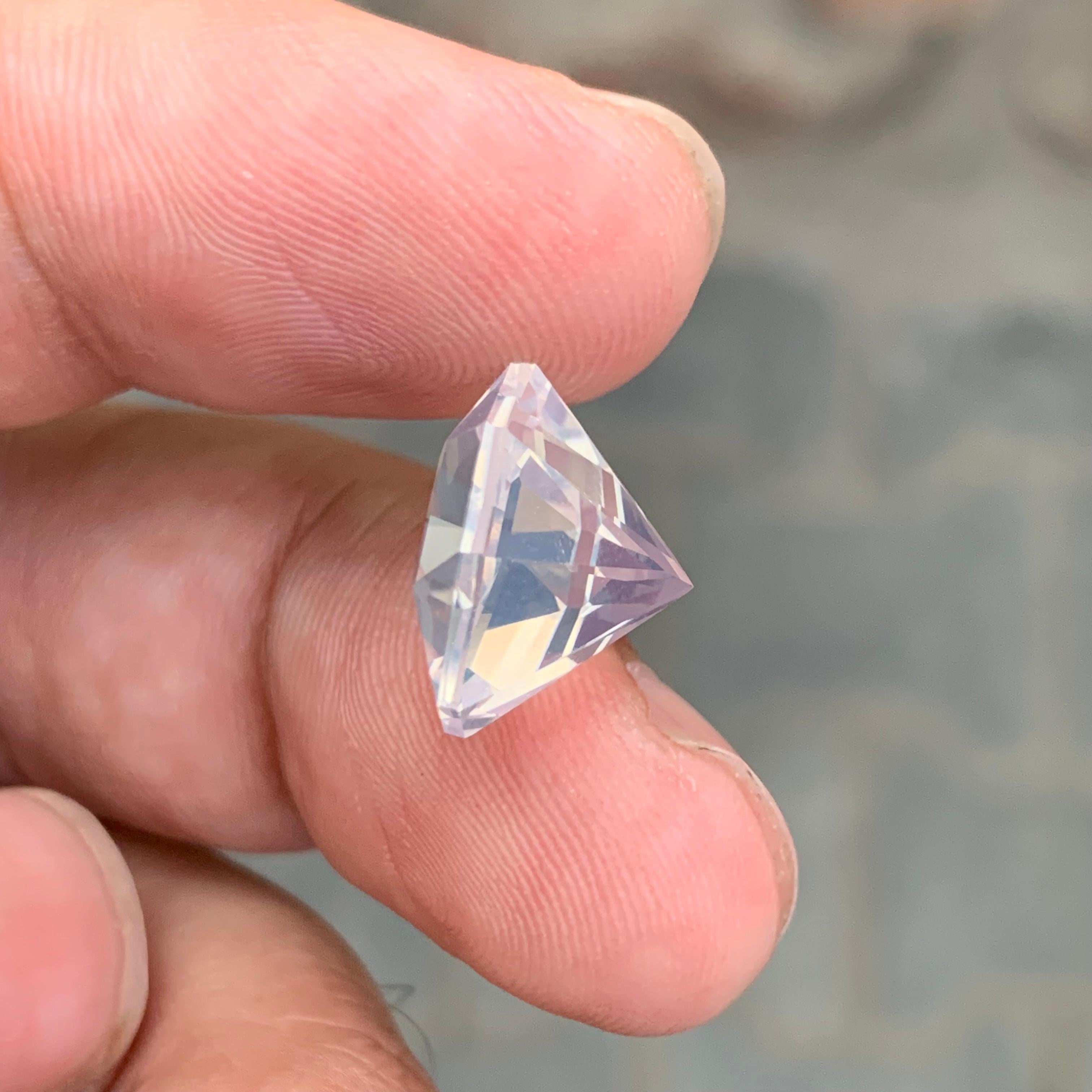 8.05 Carat Natural Loose Moonstone Square Shape Gemstone For Sale 3
