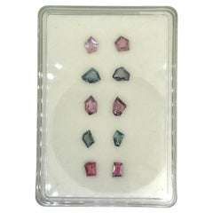 Pierre naturelle de 8.05 carats de taille fantaisie en spinelle grise et rose pour la haute joaillerie