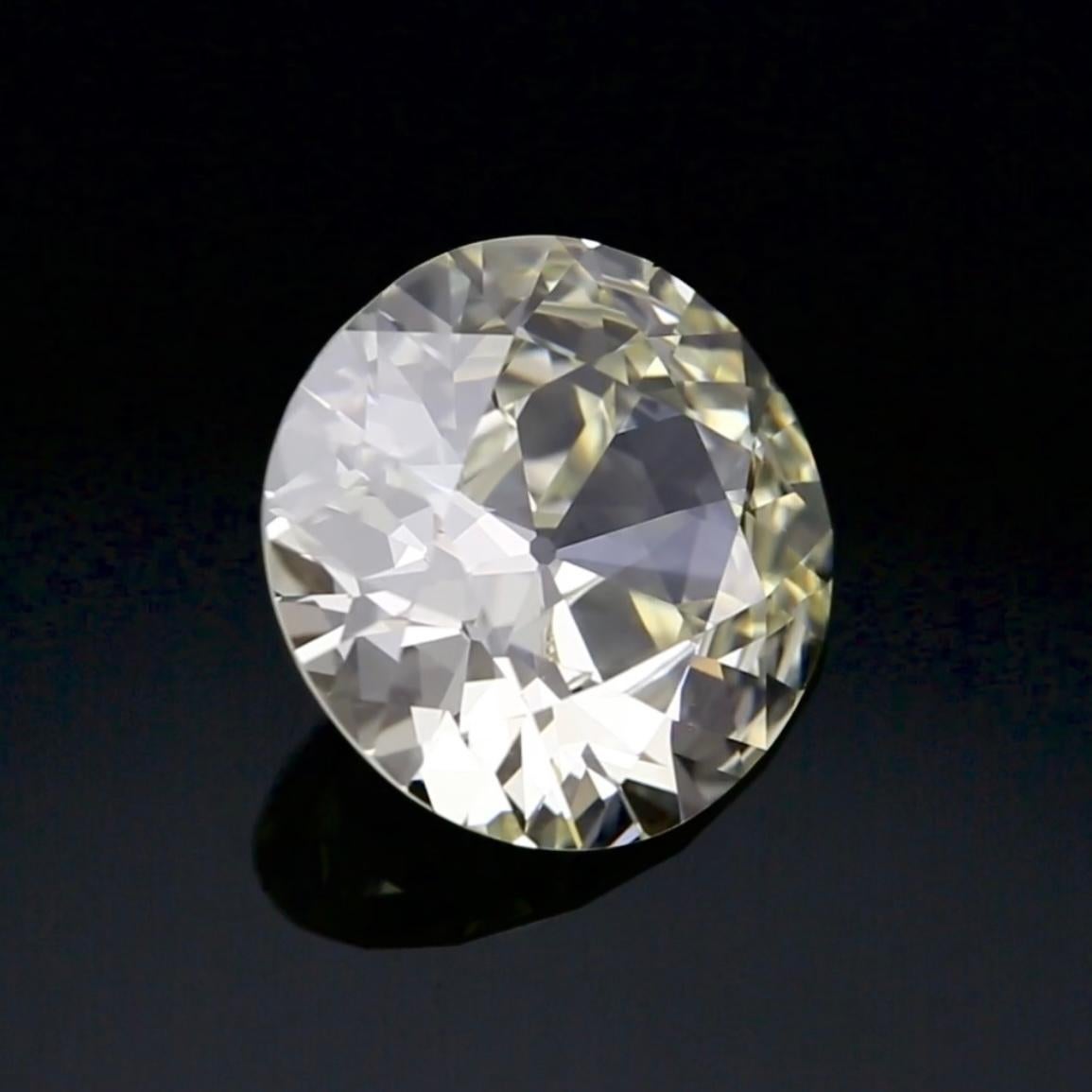 Art déco 8.06 Carat Old European Cut Diamond - Q-R Color VS1 Clarity Pièce de collection ! en vente