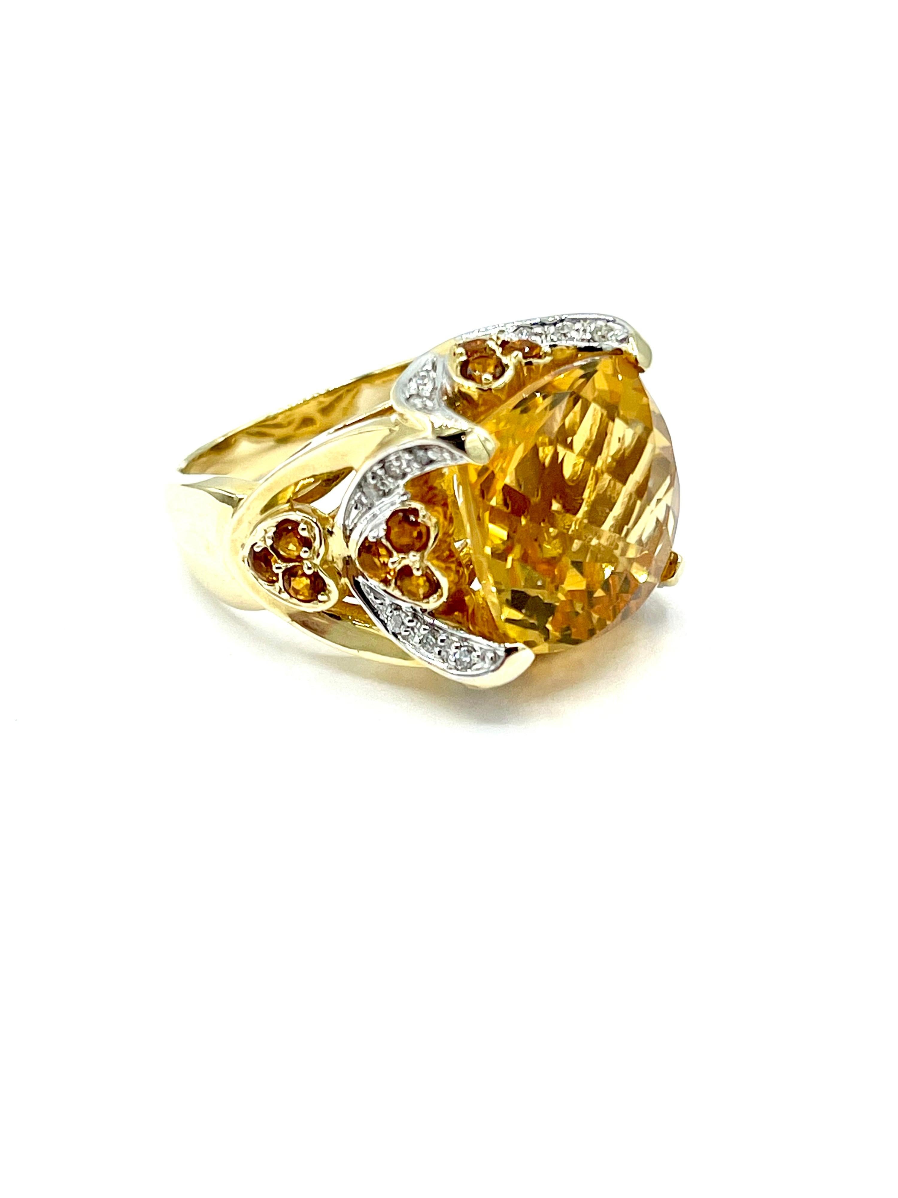 Women's or Men's 8.07 Carat Faceted Cushion Citrine and Diamond Yellow Gold Fashion Ring For Sale