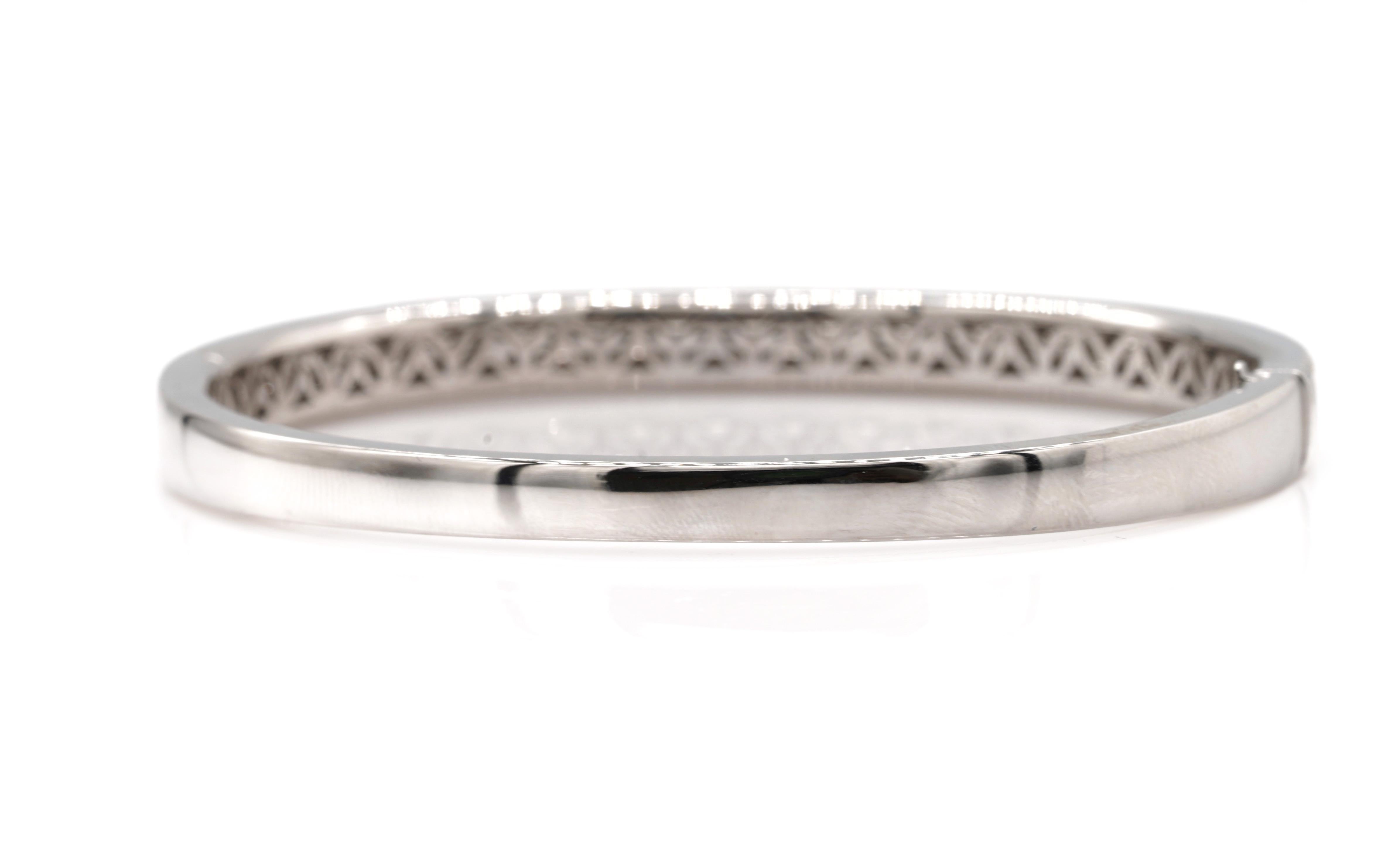 8.08 Carat Fancy Yellow Diamonds & White Diamonds Bangle Bracelet 18K White Gold In New Condition For Sale In New York, NY