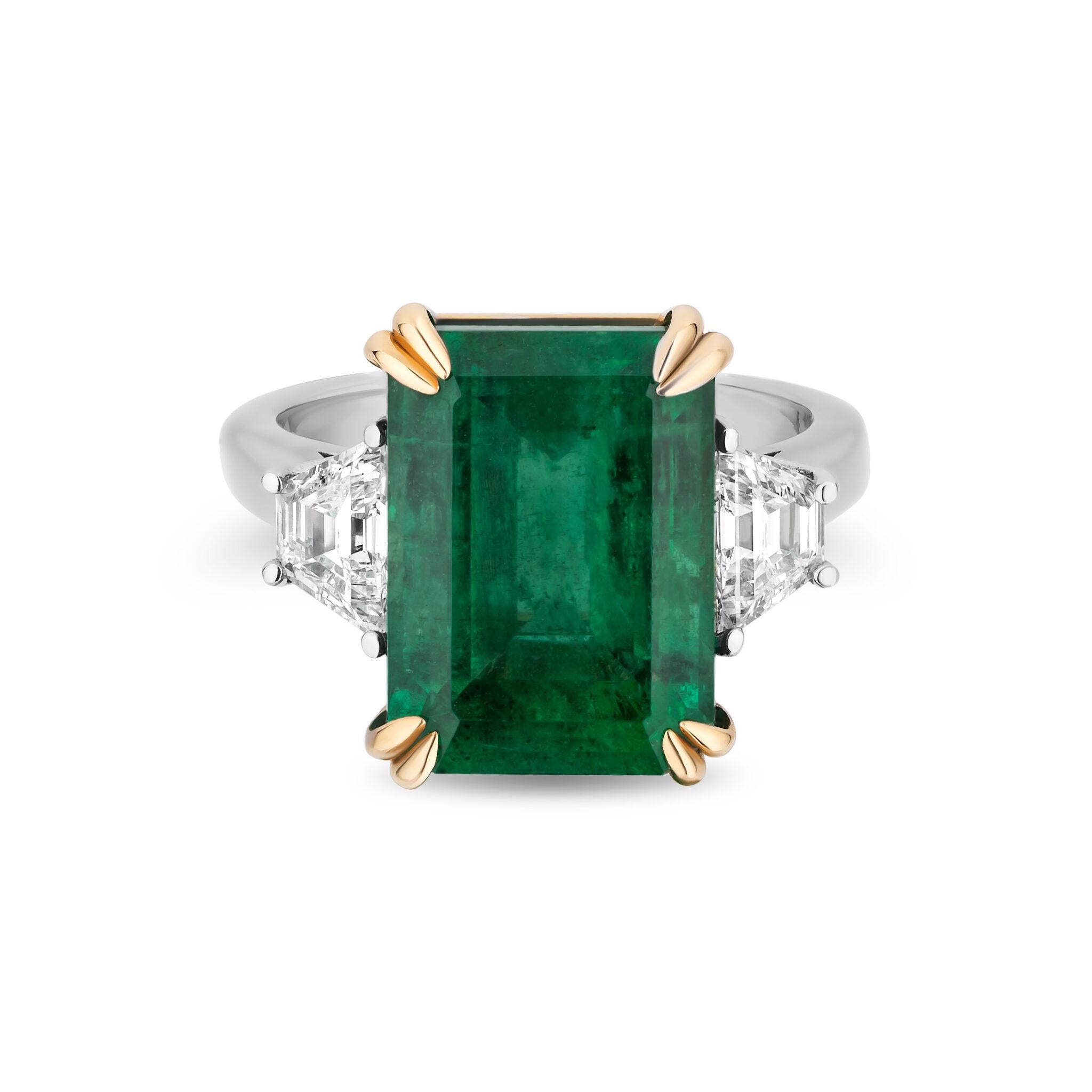 Emerald Cut 8.08 Carat Natural Green Emerald Tapered Baguette Diamond Ring For Sale