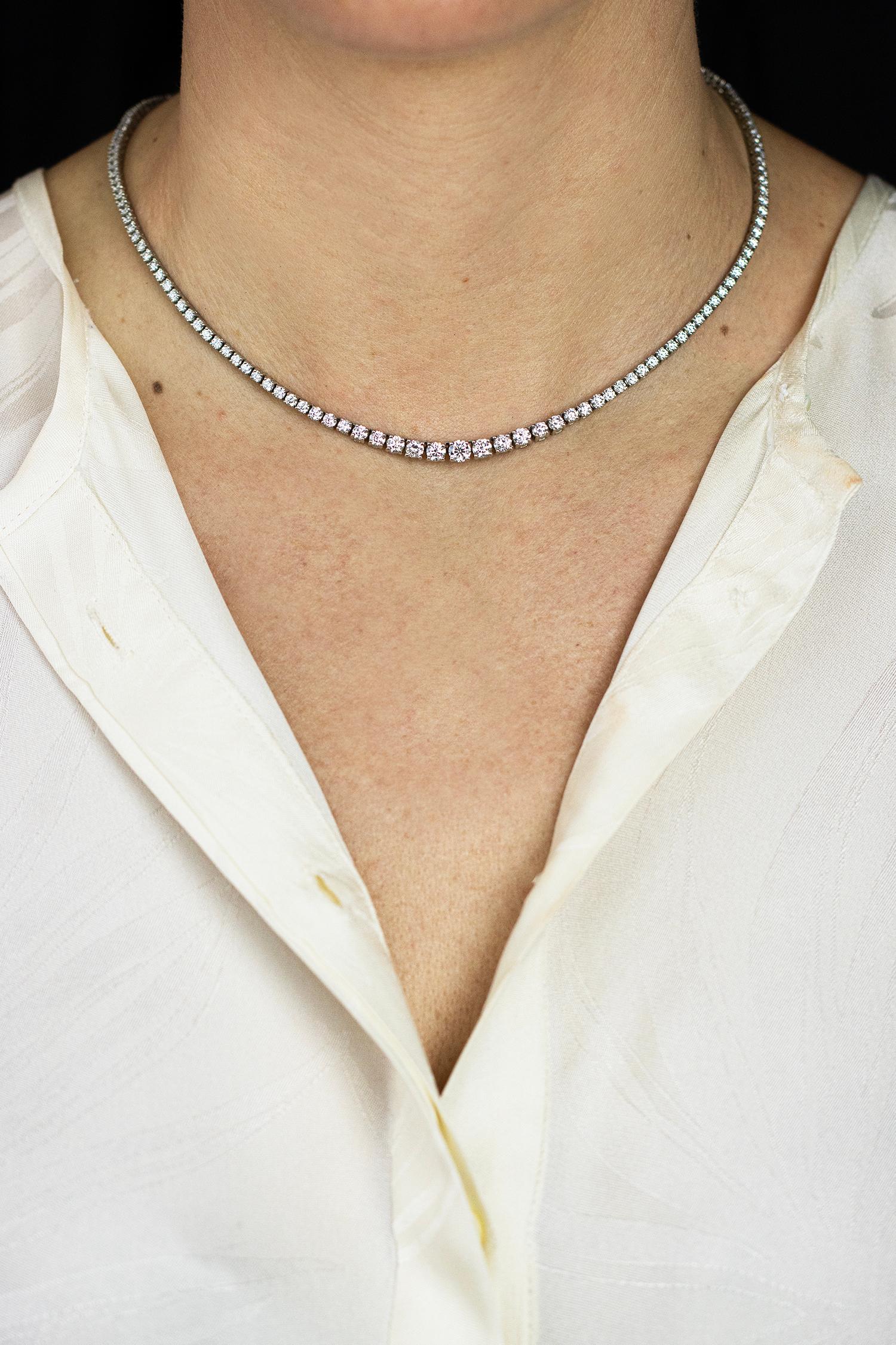 Taglio rotondo Roman Malakov Diamonds 8.08 carati totali di diamanti rotondi taglio Brilliante Collana Riviera in vendita