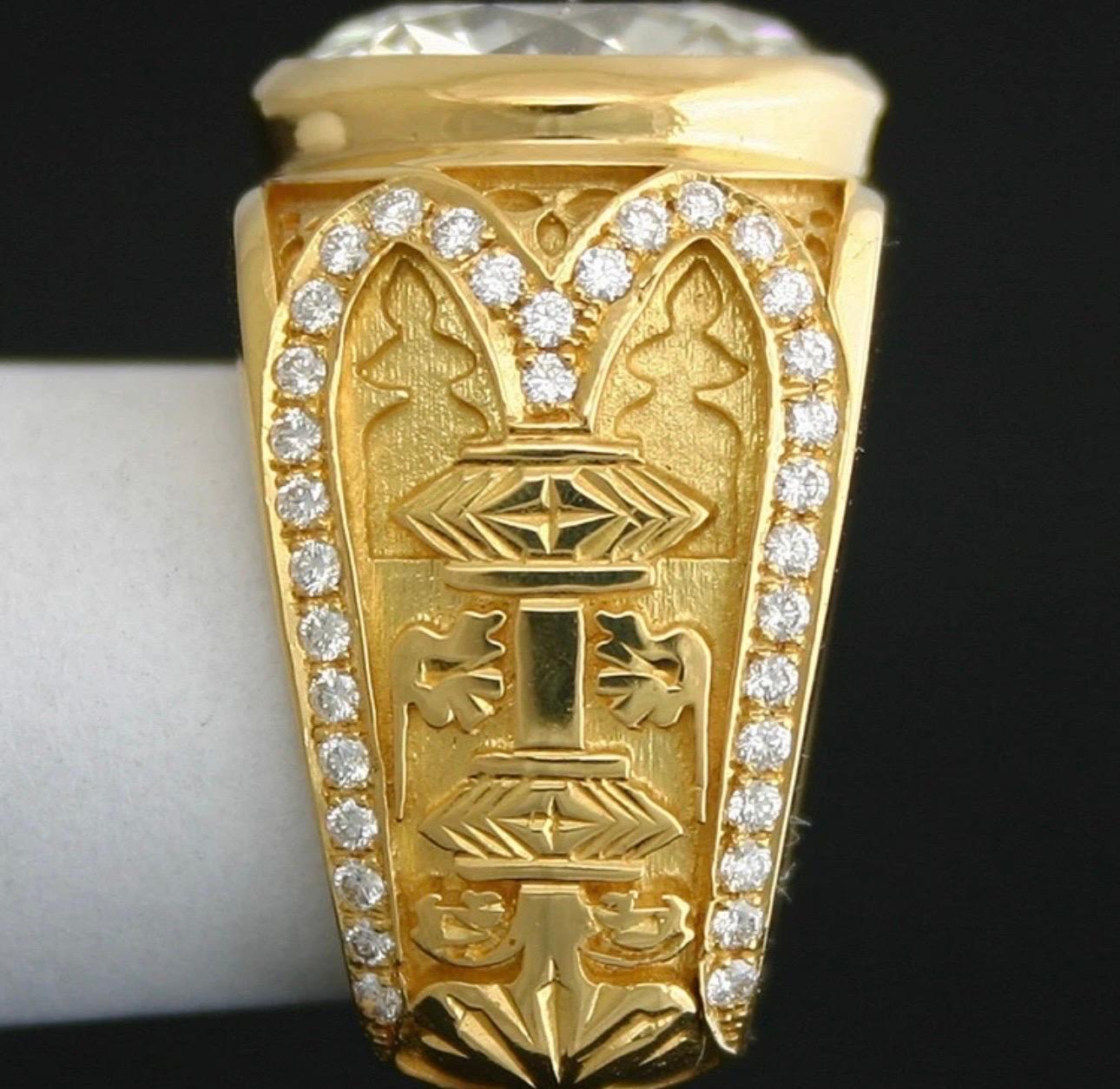 8,08 ct Diamante rotondo GIA N VS2 Anello da uomo Anello da uomo unico e personalizzato!  Grande, Grande. in vendita 1