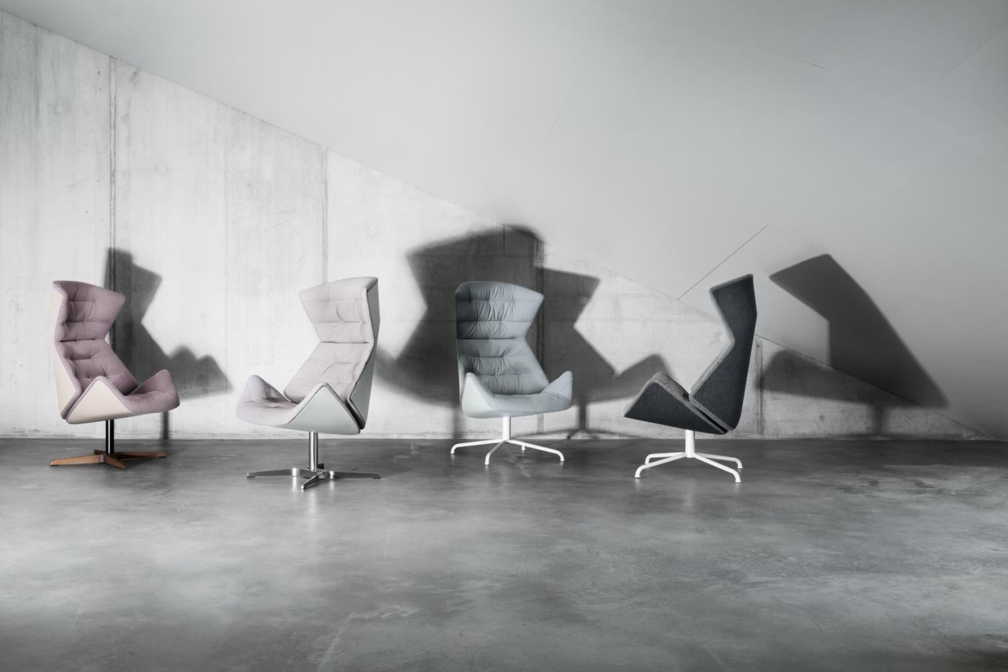 German 809 Swivel Lounge Chair Designed by Formstelle For Sale