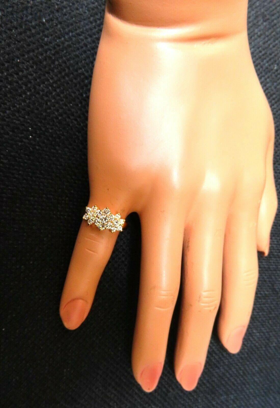 0,80 Karat natürliche Diamanten Cluster Ring 14kt. im Zustand „Neu“ im Angebot in New York, NY