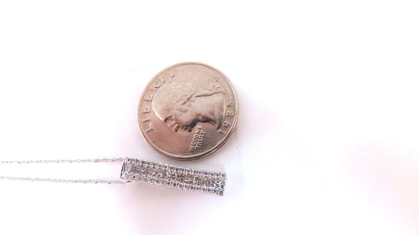 Collier pendentif Zen en forme de pente en or 14 carats avec diamants taille princesse naturels et ronds de 0,80 carat Neuf - En vente à New York, NY