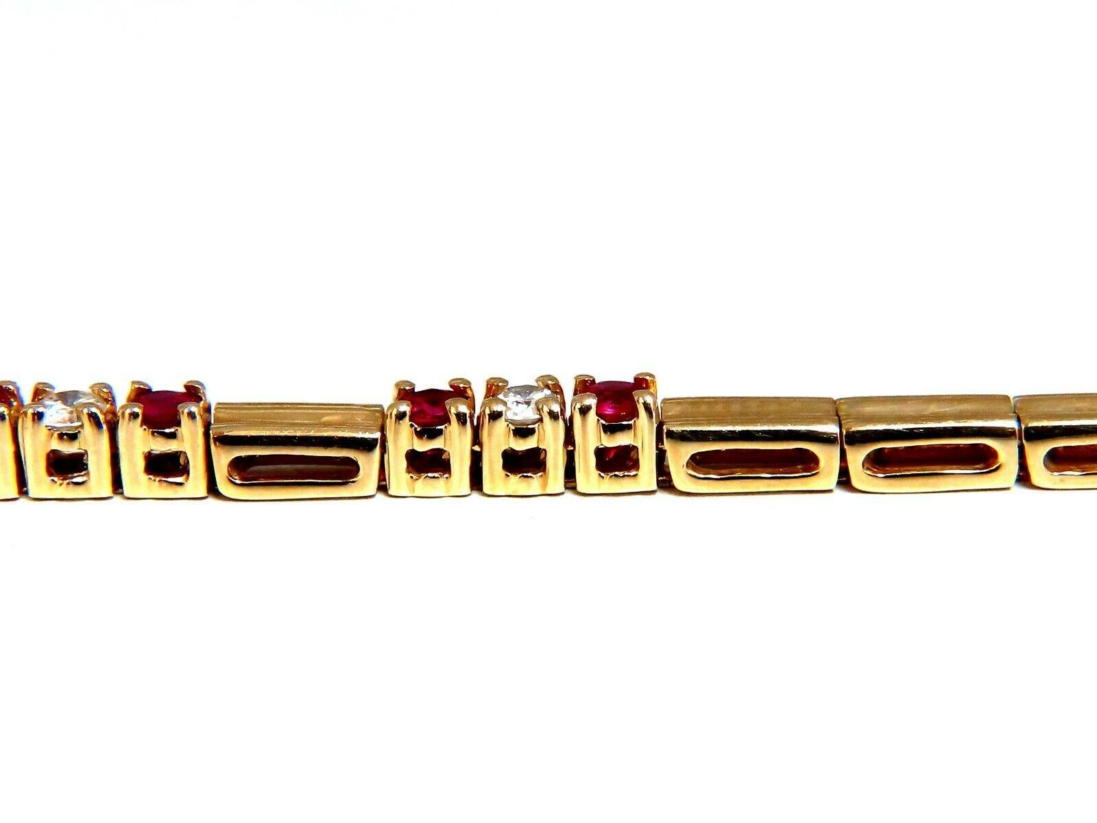 .80 Carat Natural Ruby .33 Carat Diamonds Vintage Bracelet 14 Karat In New Condition For Sale In New York, NY