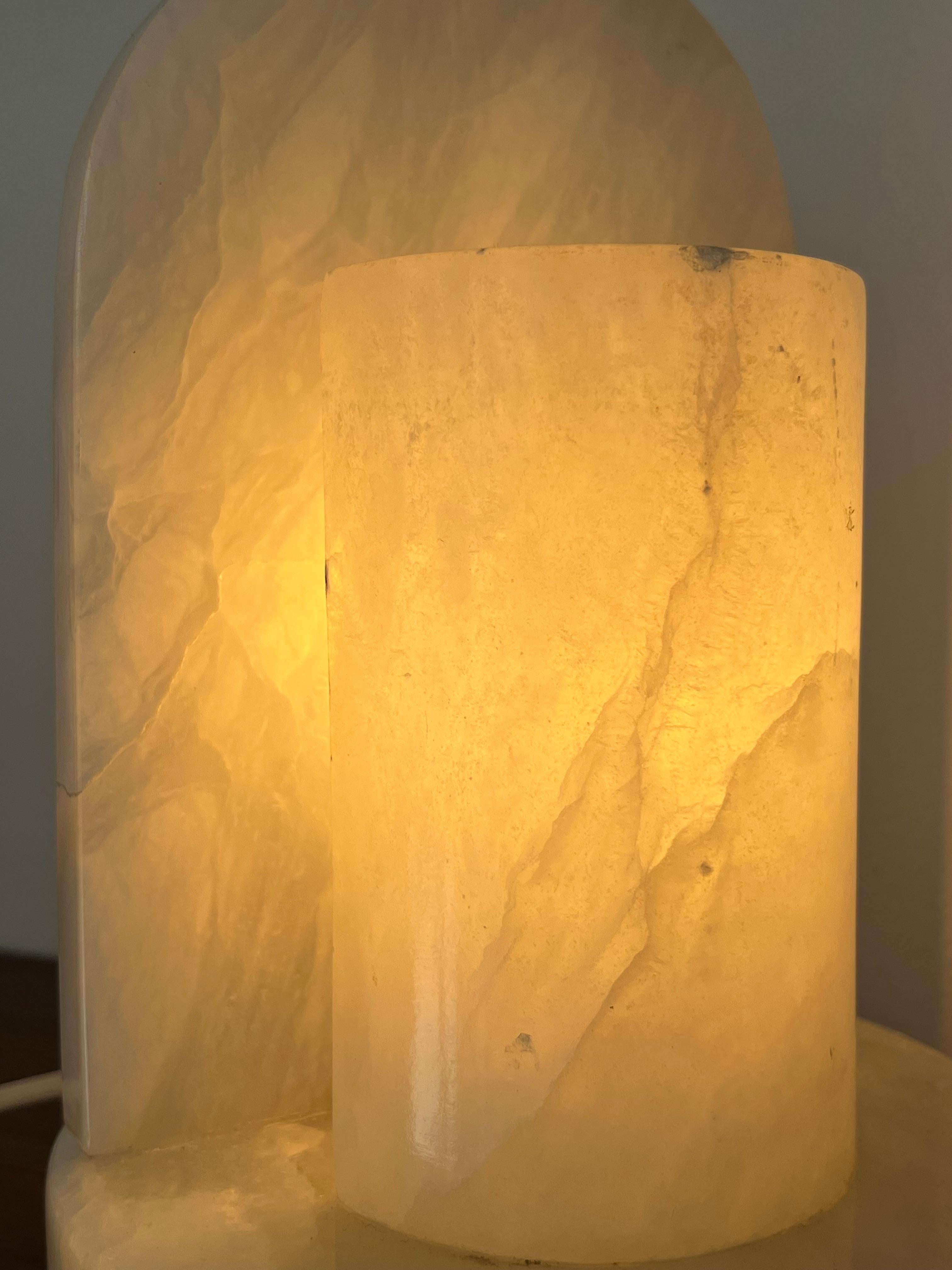 80s Alabaster Table Lamp For Sale 1