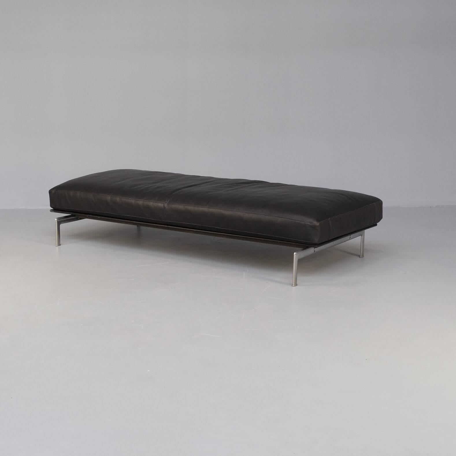 Italian 80s Antonio Citterio and Paolo Nava Black Leather “Diesis” Daybed for B&B Italia For Sale