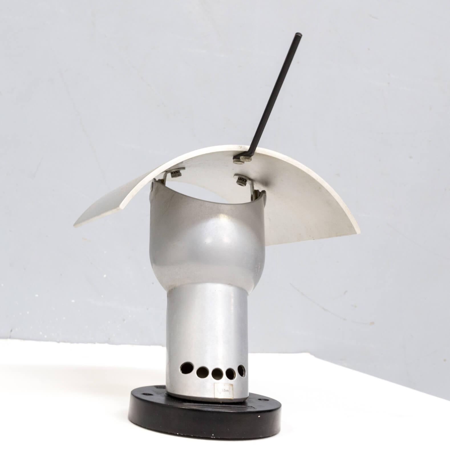 1980s Antonio Citterio ‘Enea’ Wall Lamp for Artemide For Sale 3