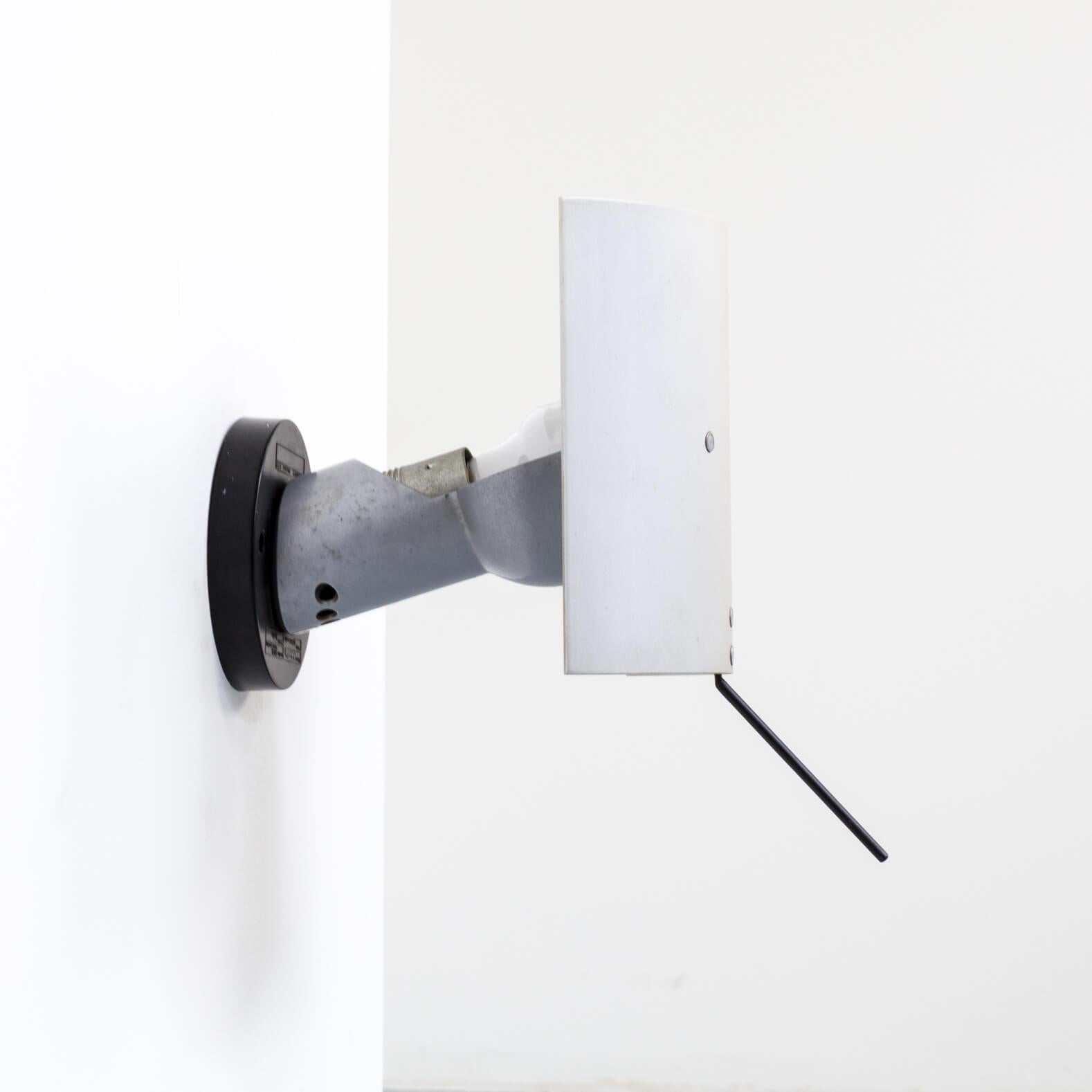 1980s Antonio Citterio ‘Enea’ Wall Lamp for Artemide For Sale 1