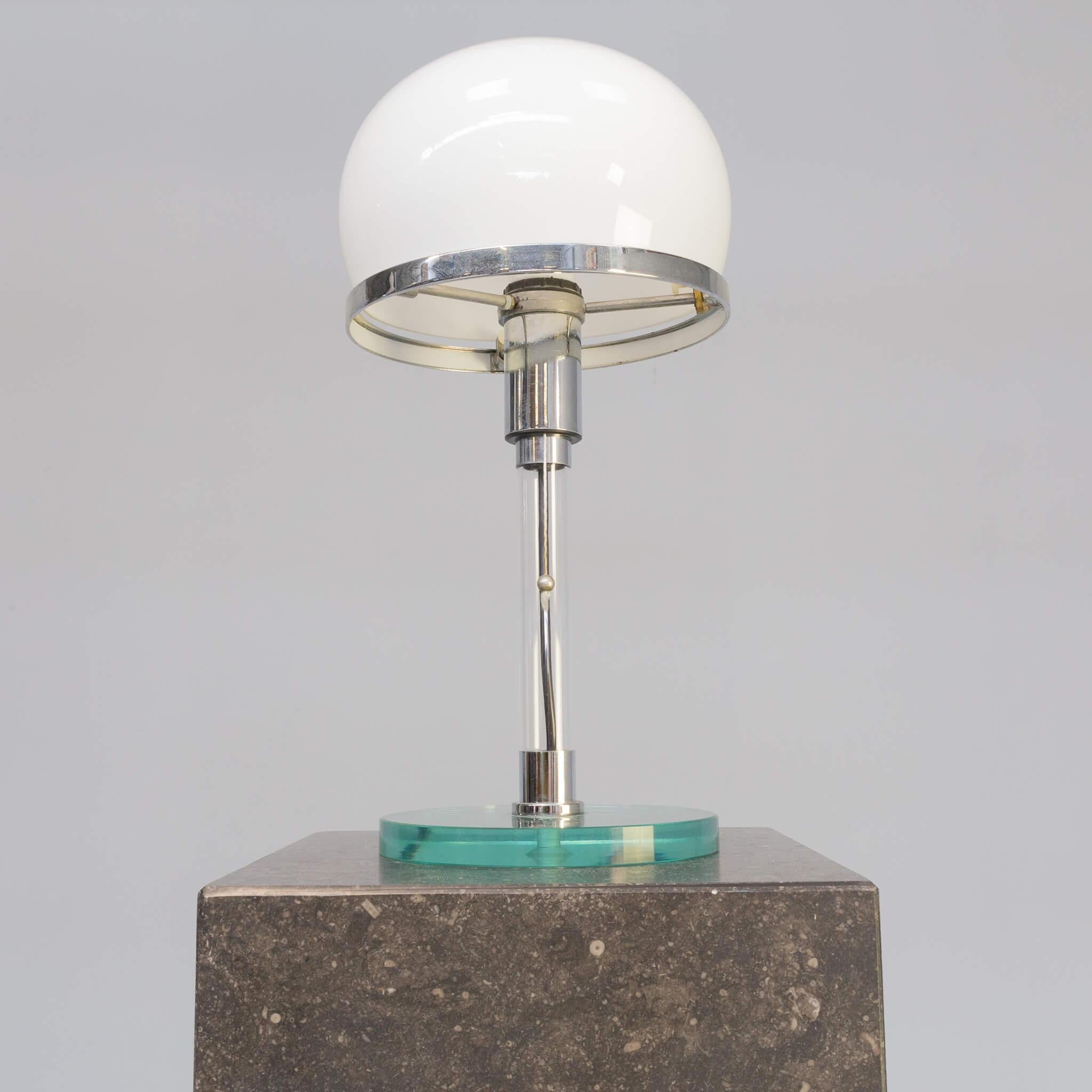 Glass 80s Bauhaus table lamp ‘valentino’ for Metalarte