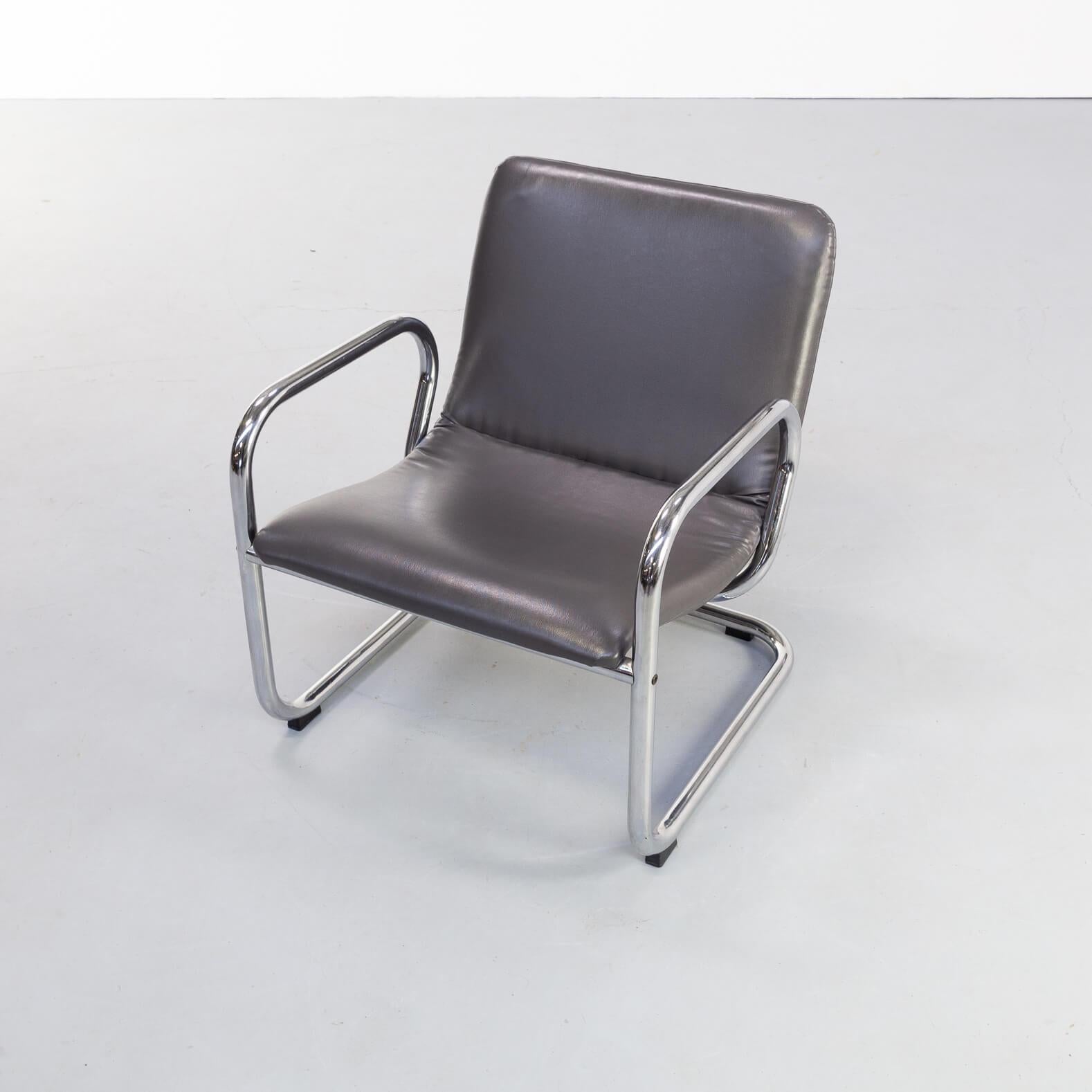 1980s Bauhaus Tubular and Leather Lounge Fauteuil In Good Condition For Sale In Amstelveen, Noord