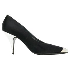 80s Black silk Thierry Mugler Vintage pumps with contrasting details