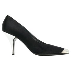 80s Black silk Thierry Mugler Vintage pumps with contrasting details