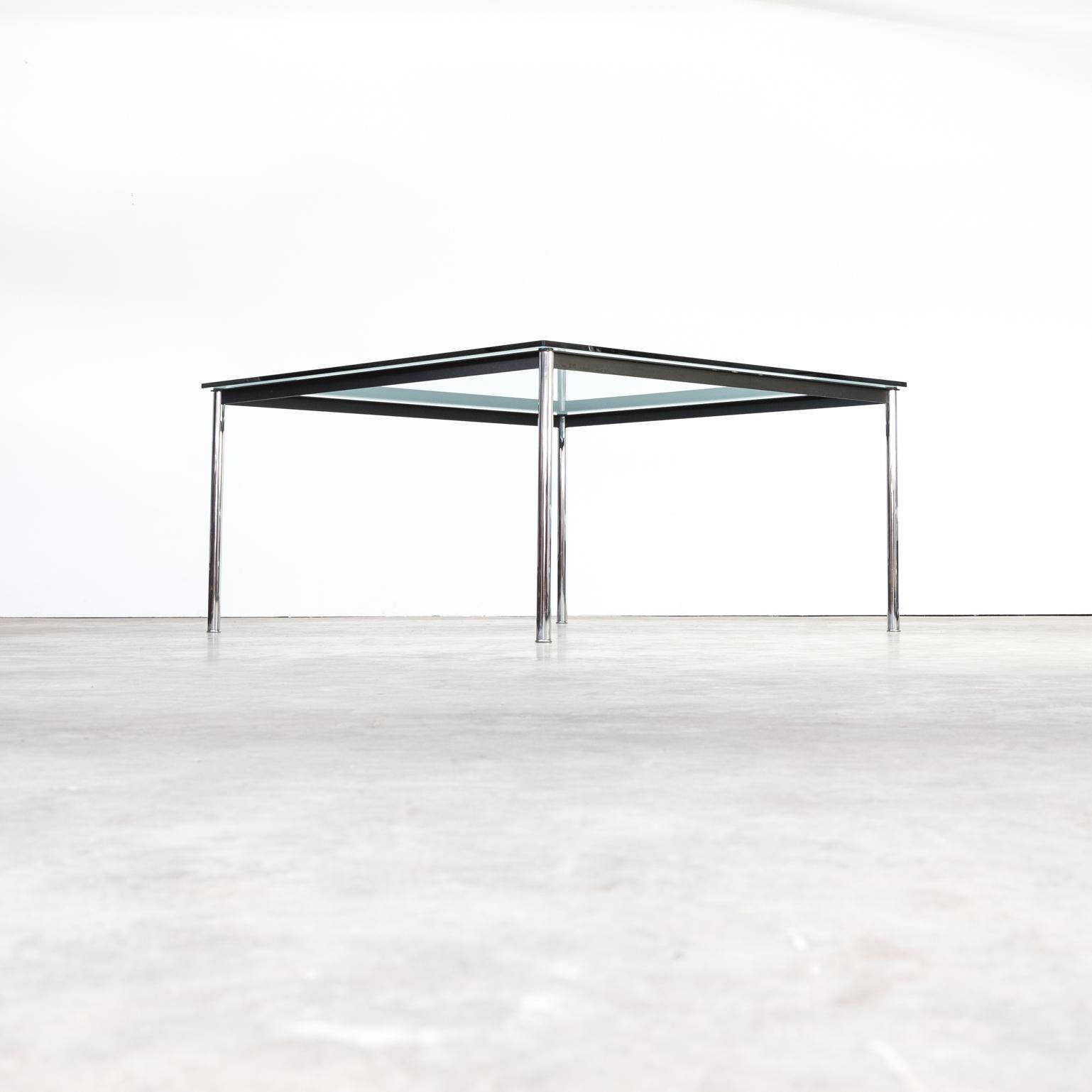 1980s Charlotte Perriand LC10-P Dining Table for Cassina In Good Condition For Sale In Amstelveen, Noord