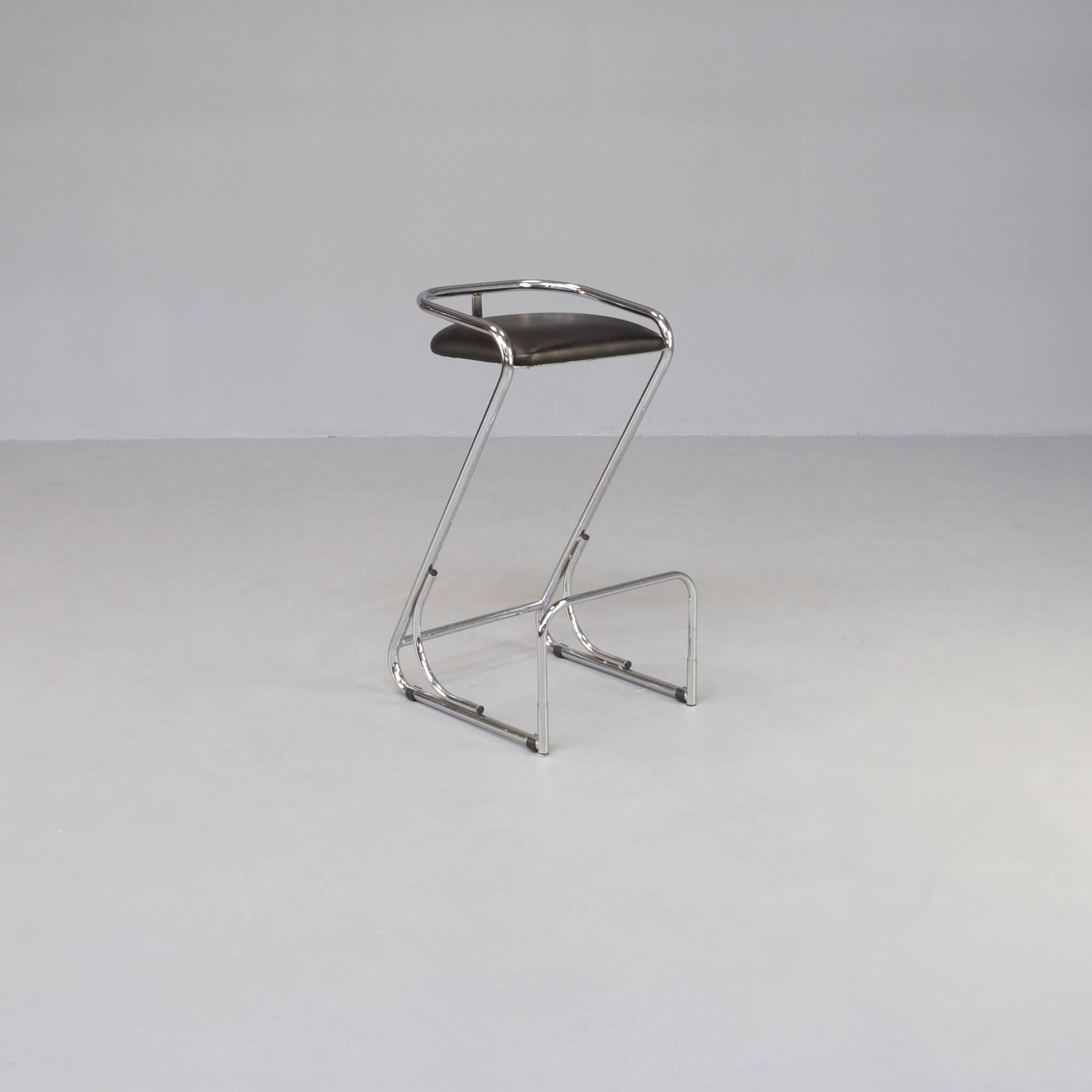 80s chrome and skai barstool with footrest set/3 For Sale 2