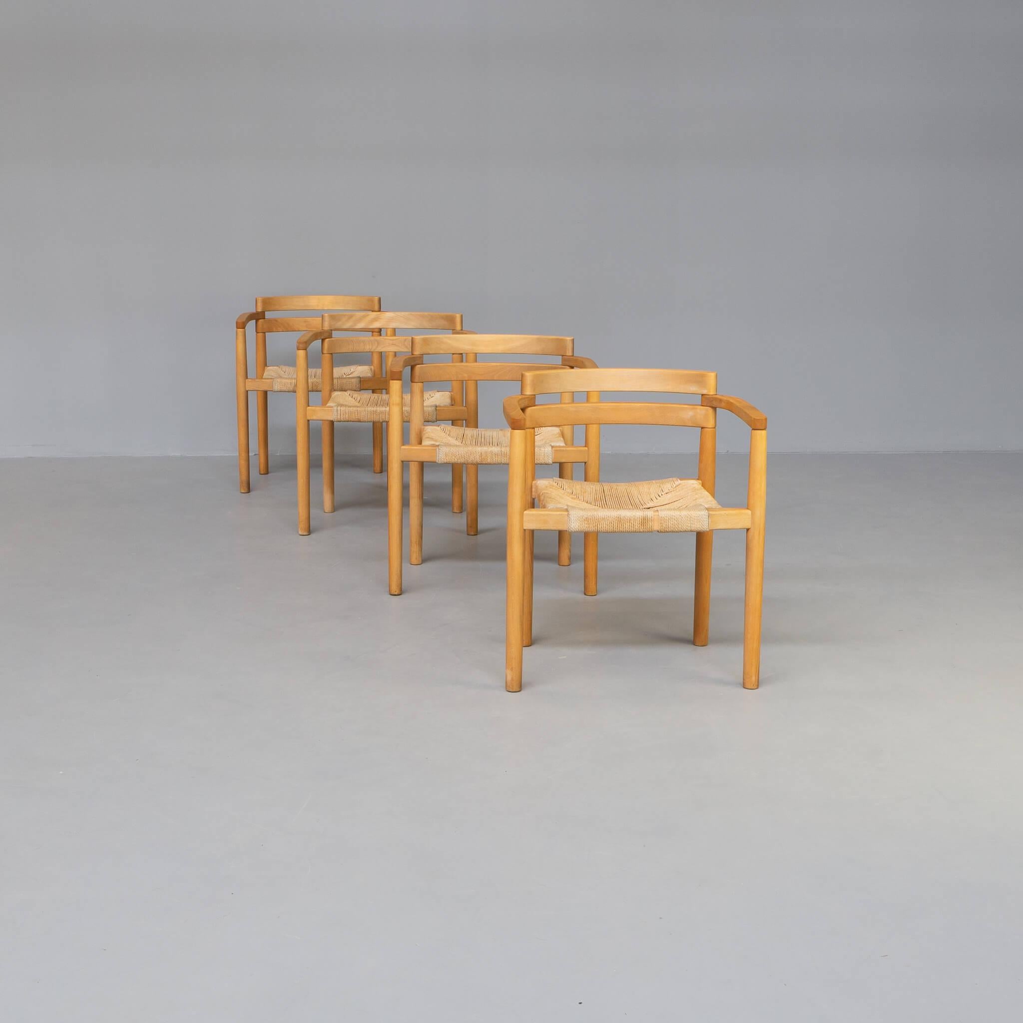 Danish top designers like Hans J. Wegner or Borge Mogensens preferred to work with pure craftsmen and often choose to design their furnitures in small workshops or small factories. Just because of the craftmenship and because of the wish to produce