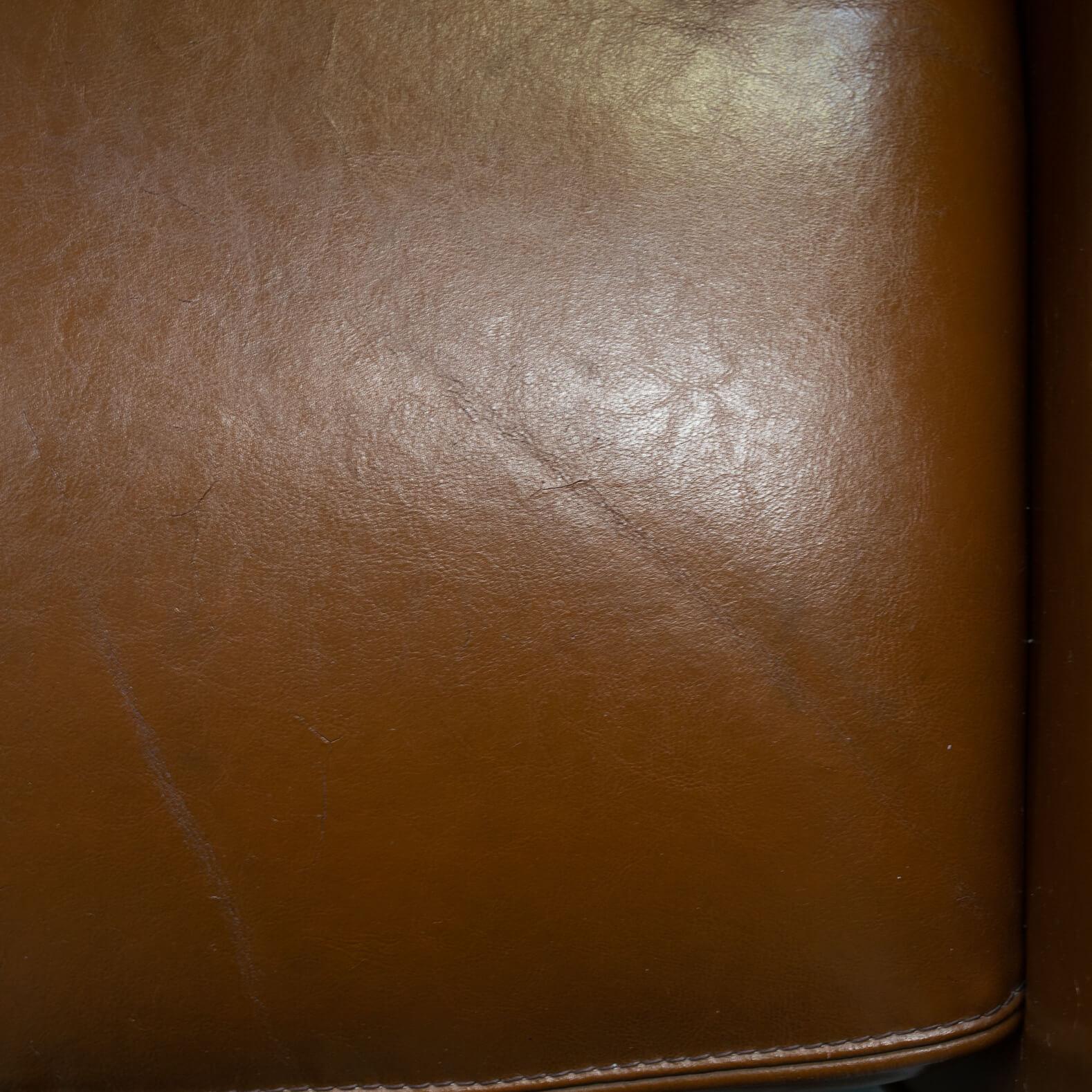 80s Cognac Leather Club Fauteuils for Idp Italia Set / 2 For Sale 3