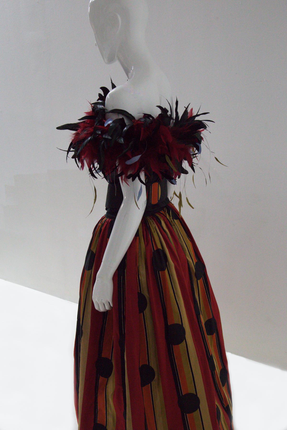 80s Fürstenberg Couture Eccentric Evening Dress with Plumes For Sale 3