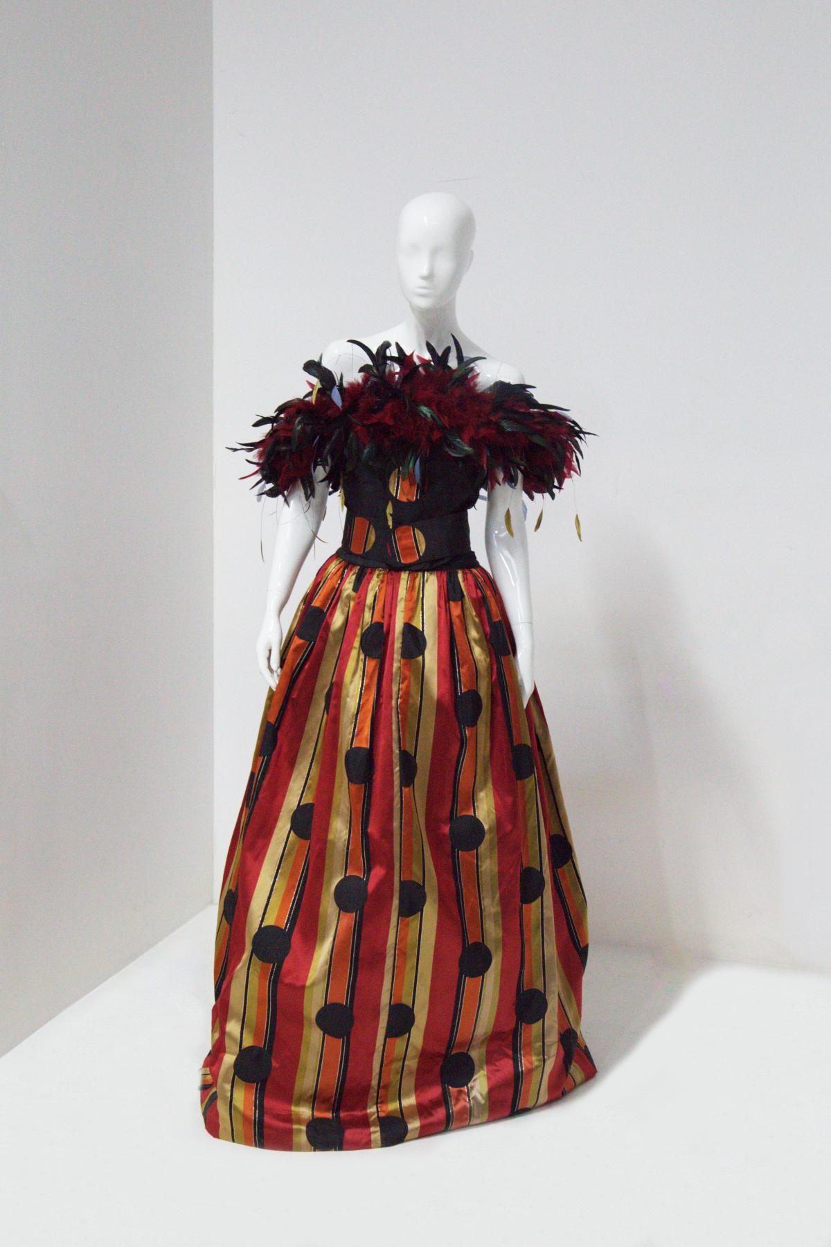 80s Fürstenberg Couture Eccentric Evening Dress with Plumes For Sale 11