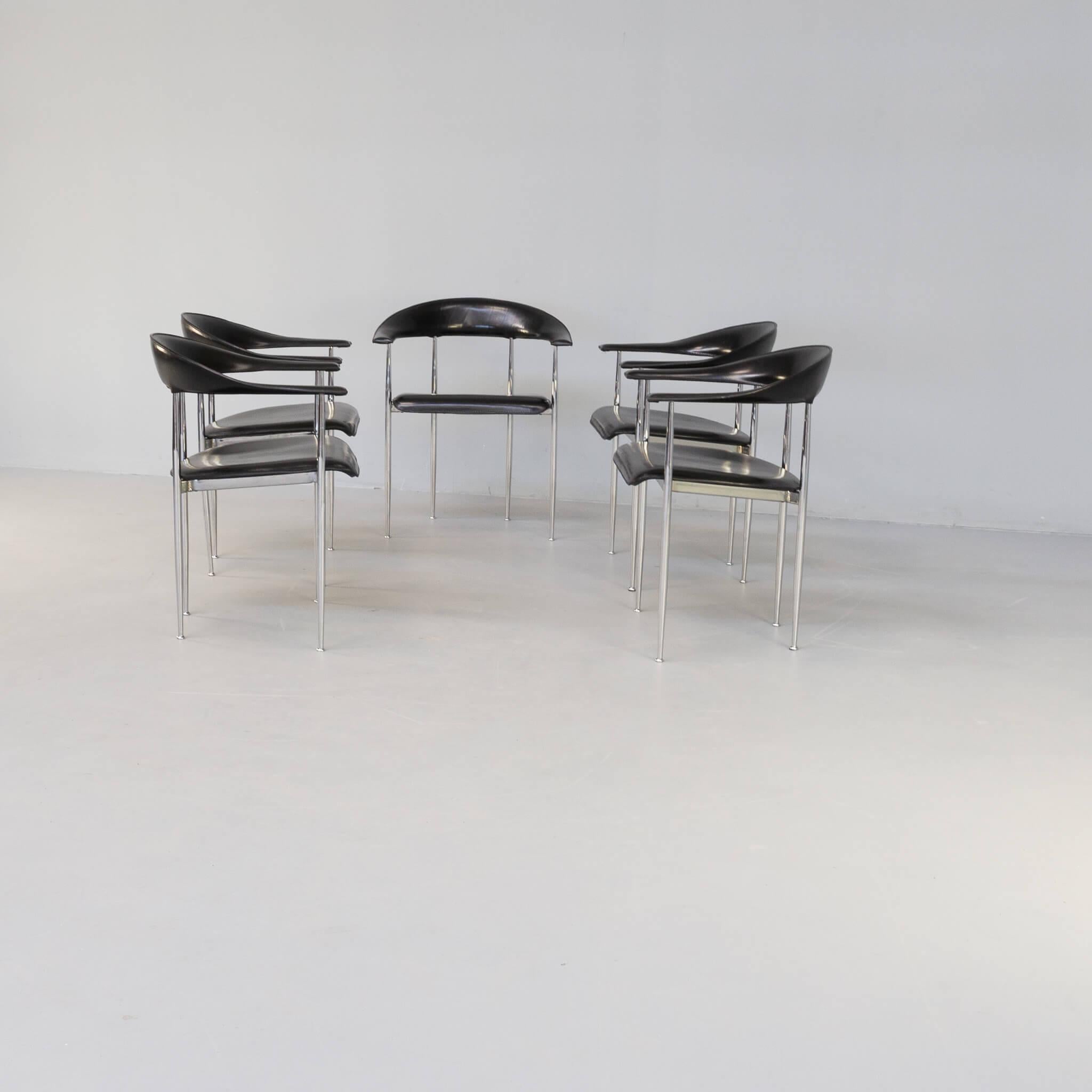 1980s Giancarlo Vegni ‘P40’ Dining Chair for Fasem Set/5 In Good Condition For Sale In Amstelveen, Noord