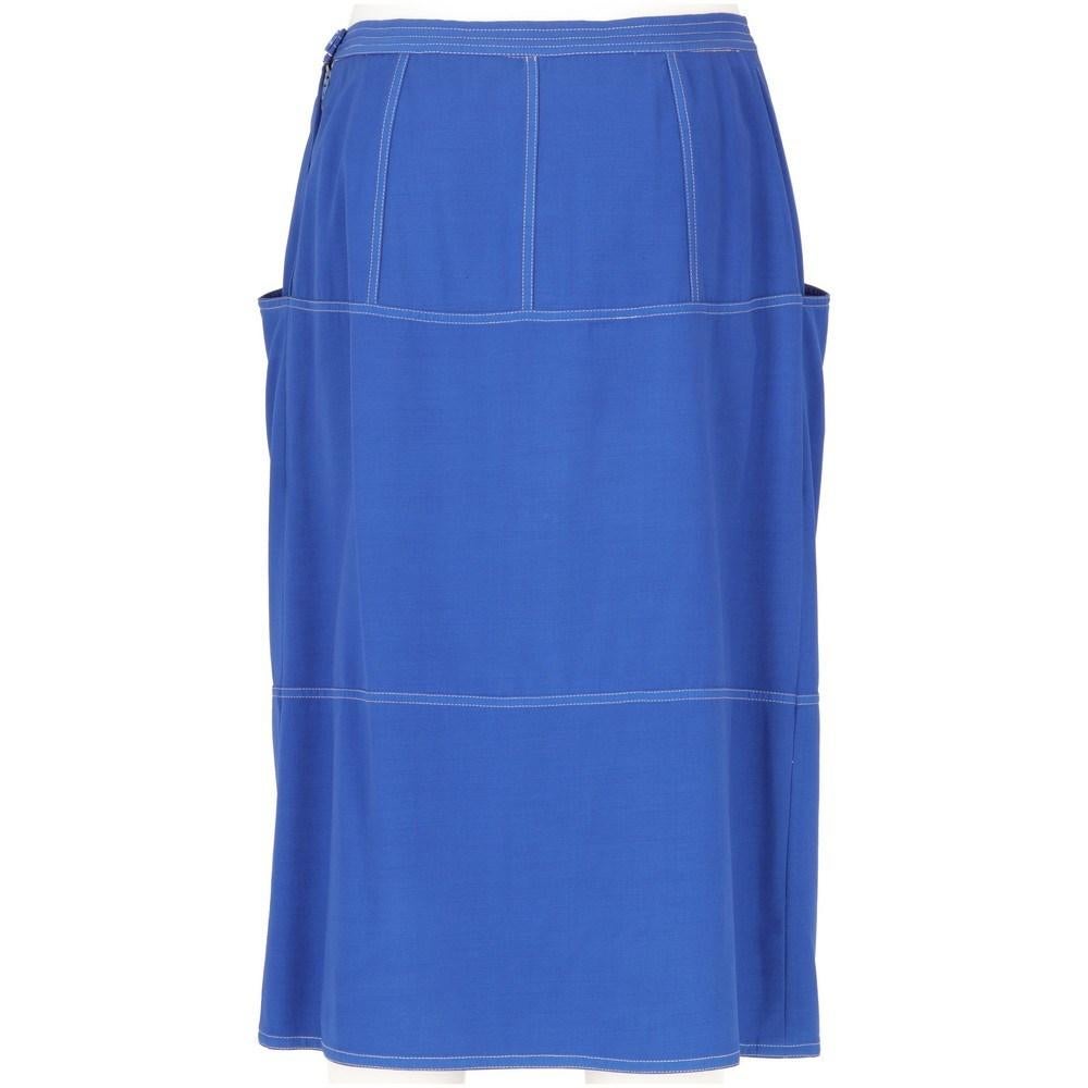 Gianfranco Ferrè blue wool straight cut skirt with white contrasting stitchings. Side concealed zip fastening and one button.

Size: 48 IT

Flat measurements
Height: 70 cm
Waist: 43 cm

Product code: X5236

Notes: The item shows some holes, as shown