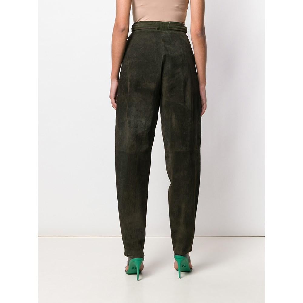80er Gianni Versace Hose aus dunkelgrünem Wildleder im Zustand „Gut“ in Lugo (RA), IT