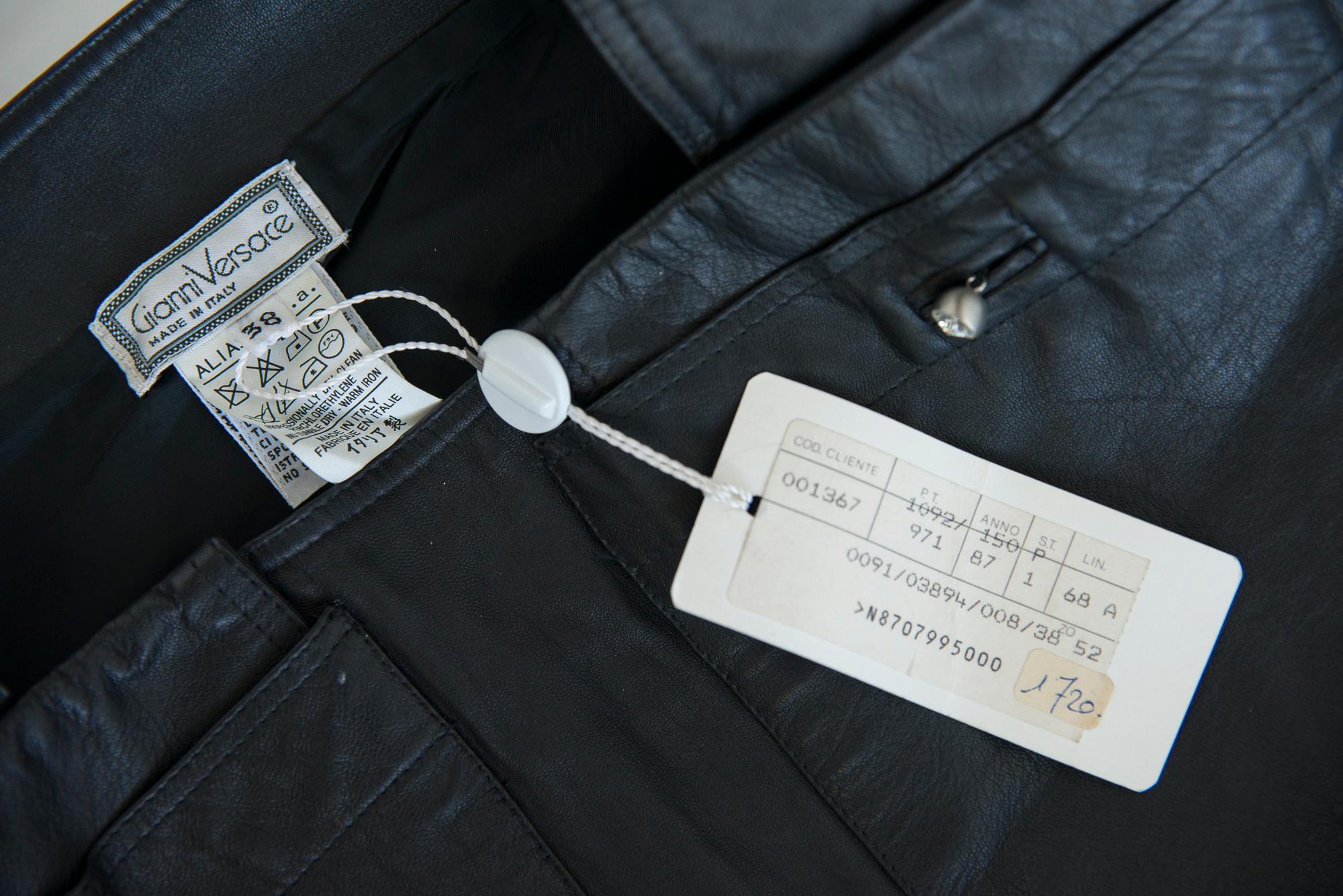 Robe documentée Gianni Versace en cuir et jersey extensible froncé, SS1987 en vente 12