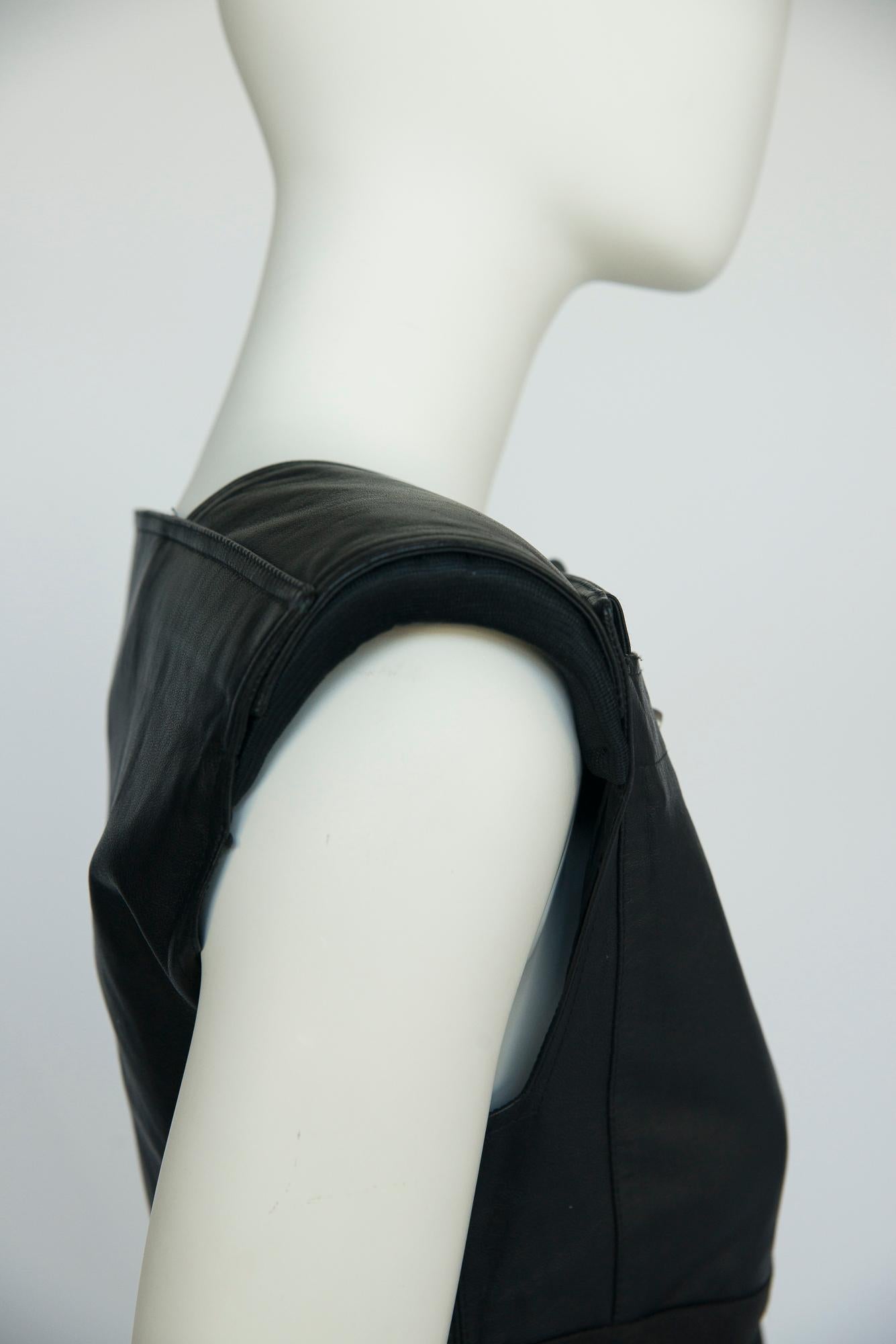 Robe documentée Gianni Versace en cuir et jersey extensible froncé, SS1987 en vente 5