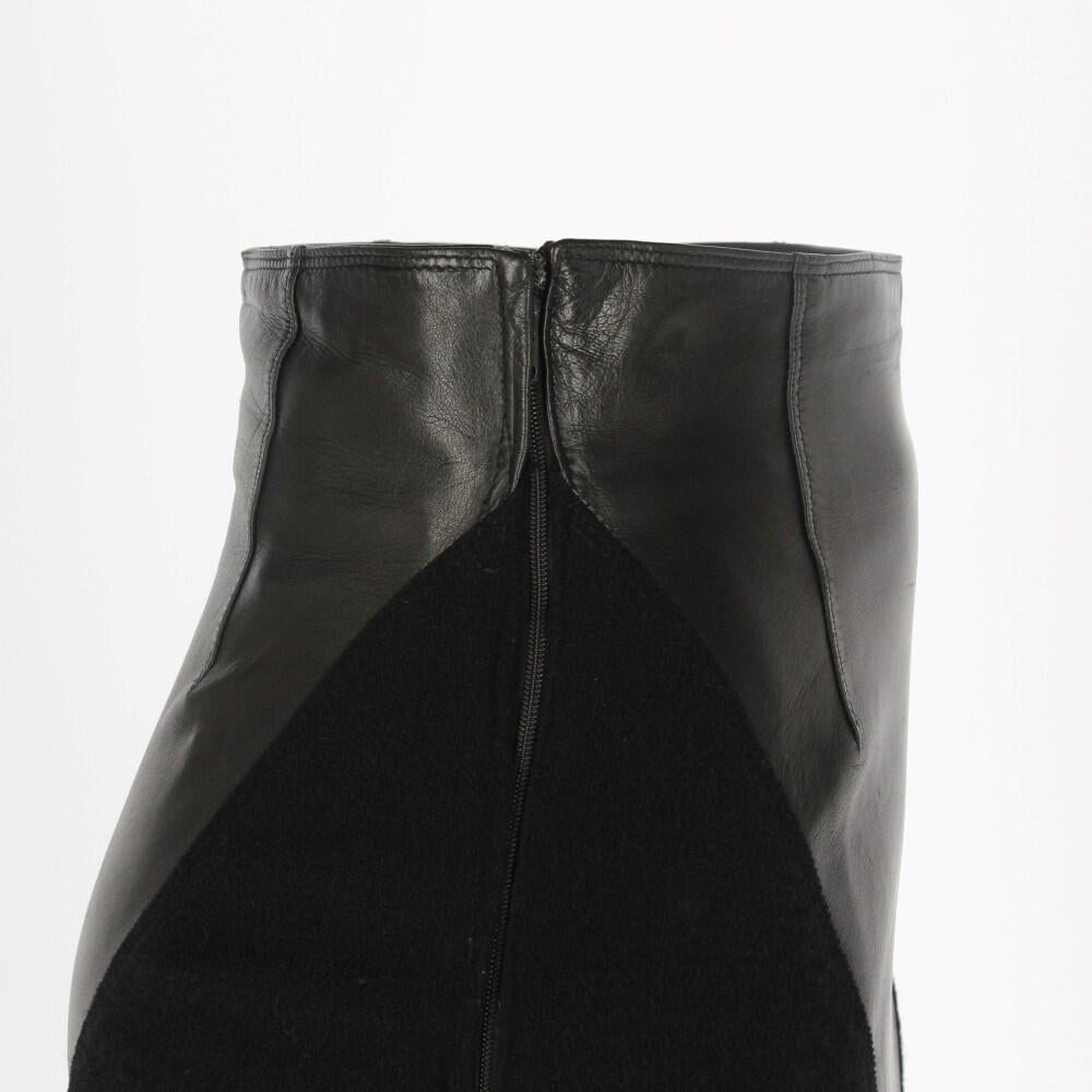 Women's 80s Gianni Versace Vintage black leather skirt with wool inserts For Sale