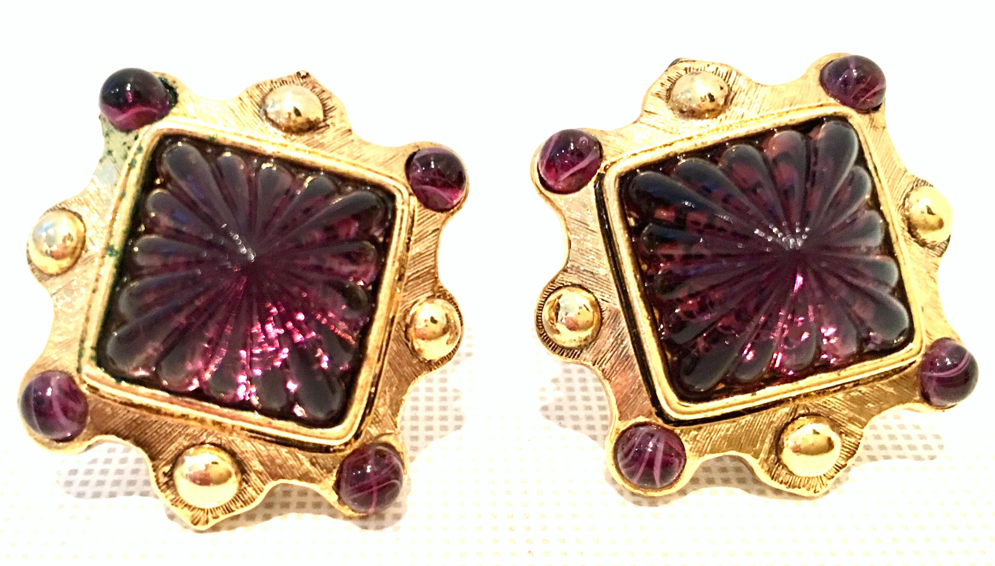 80'S Gold & Amethyst Austrian Crystal Earrings By, Oscar De La Renta In Good Condition For Sale In West Palm Beach, FL