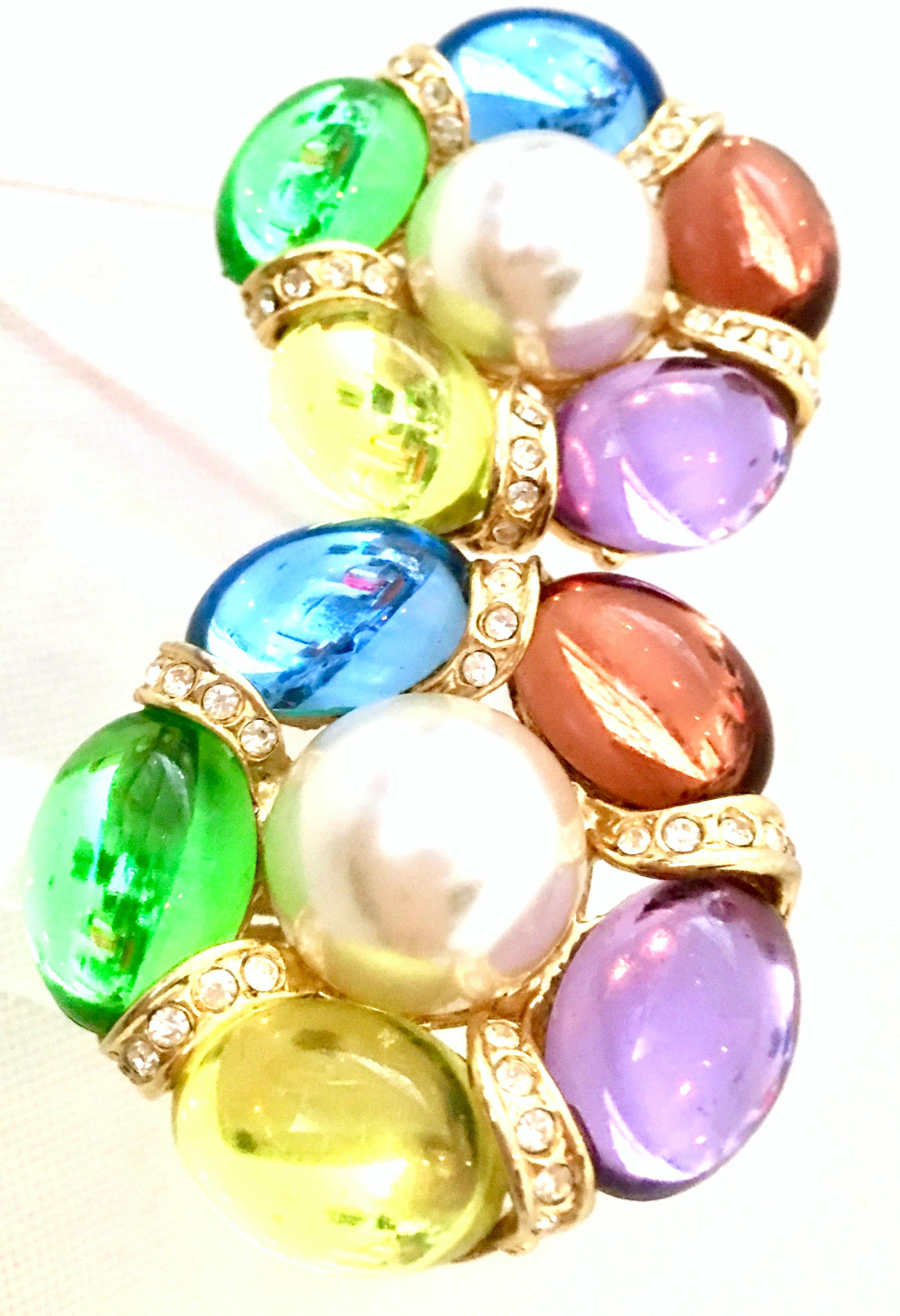 Women's or Men's 80'S Gold Lucite Cabochon & Swaorvksi Crystal Earrings By, Park Lane For Sale