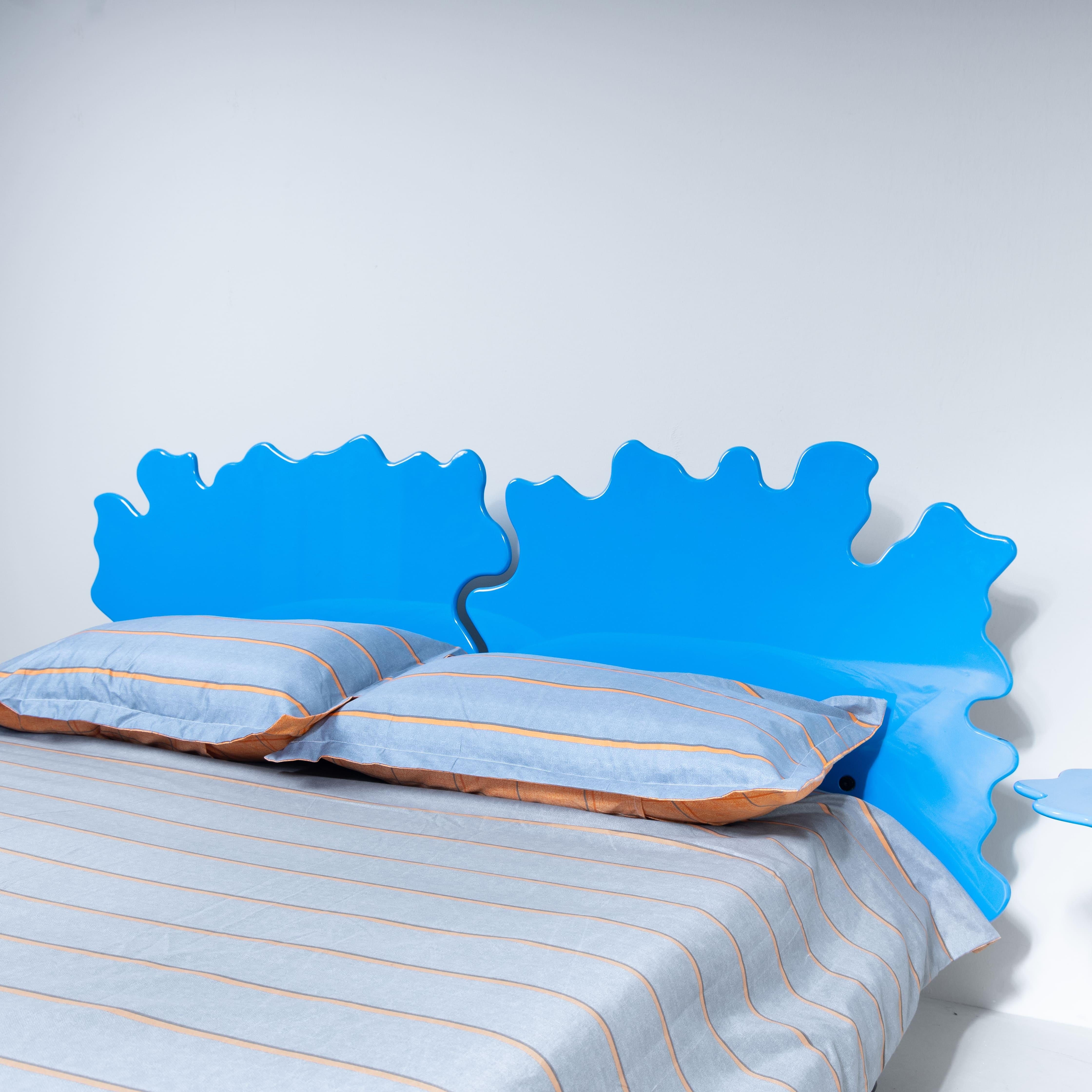 Interflex, Bett, Postmoderner Stil der 80er Jahre (Metall) im Angebot