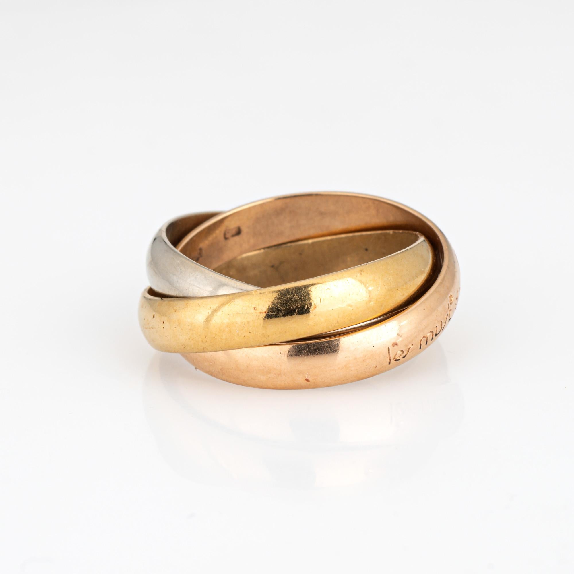 Modern 80s les Must de Cartier Trinity Ring Sz 4 3/4 EU 49 18k Gold Vintage Jewelry For Sale
