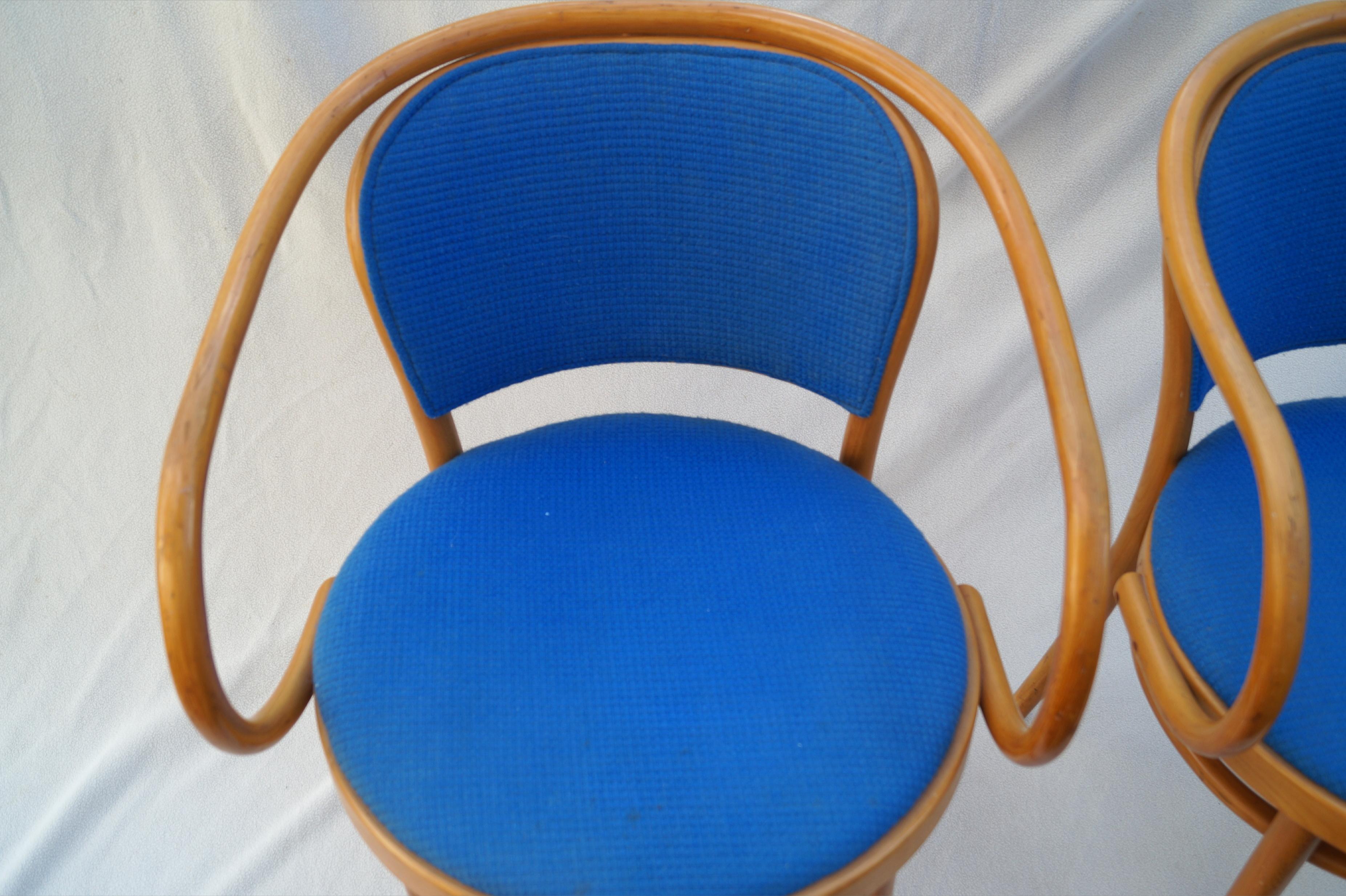 Paire de fauteuils de salle à manger Le Corbusier Thonet en vente 4