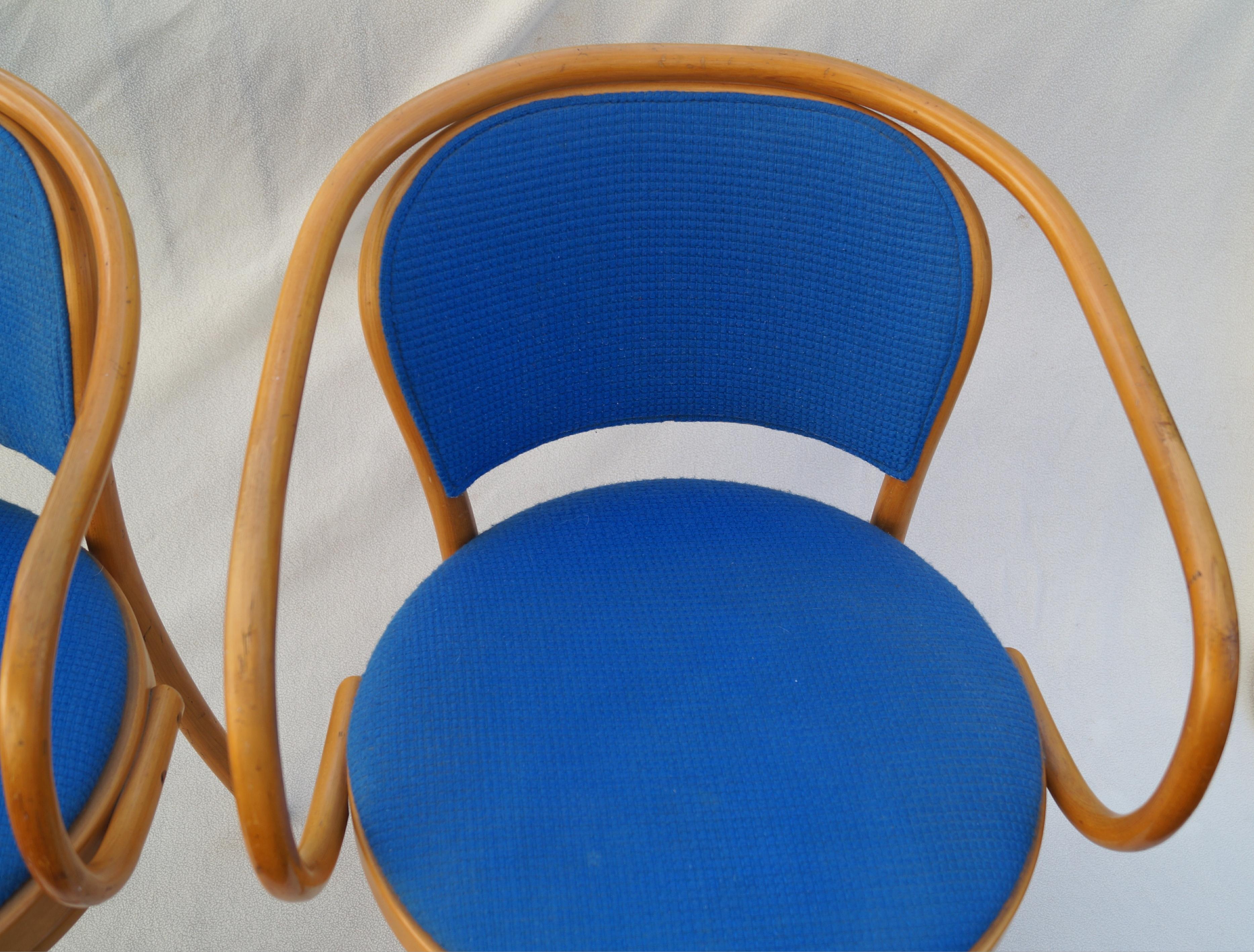 Paire de fauteuils de salle à manger Le Corbusier Thonet en vente 5