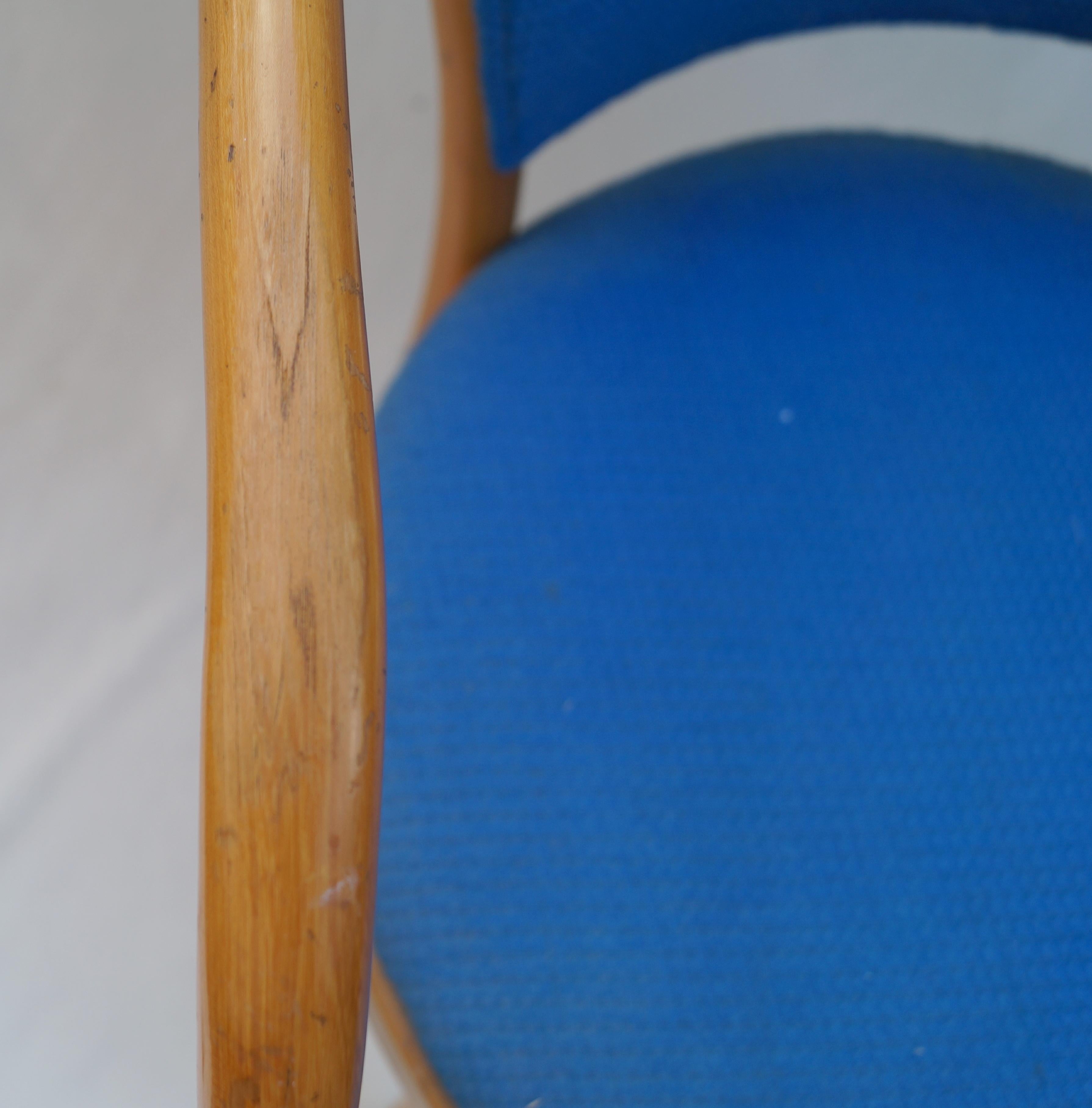 Fin du 20e siècle Paire de fauteuils de salle à manger Le Corbusier Thonet en vente