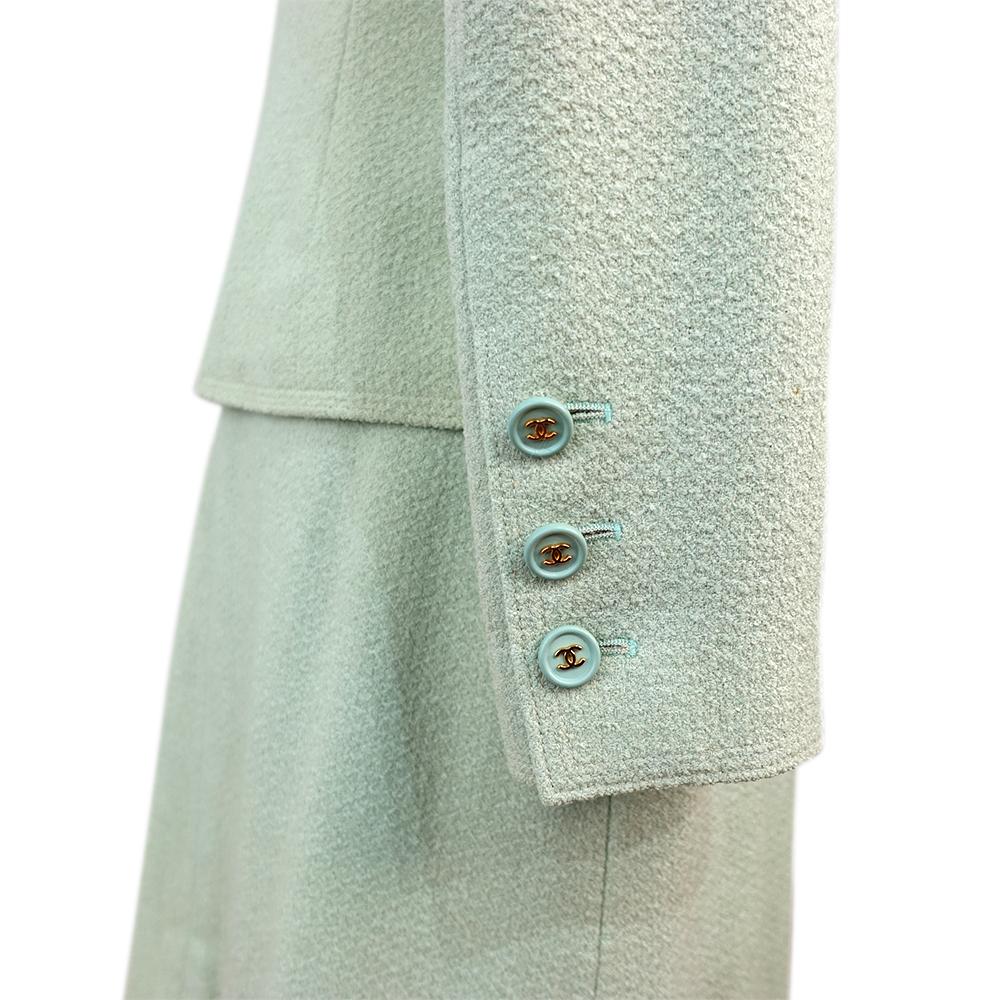 80's Mint Green Chanel Tweed Skirt Suit In Excellent Condition In SOUTH YARRA, VIC