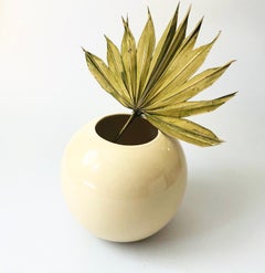 80s Modern Cream Sphere Vase