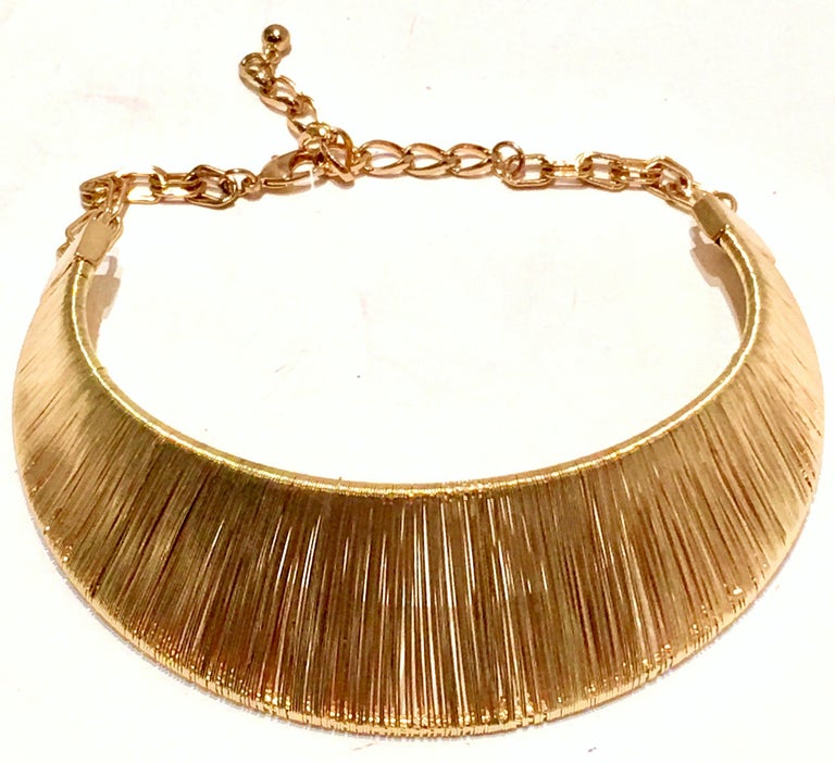 80'S Modernist Gold Woven Wire Collar Choker Style Necklace For Sale at