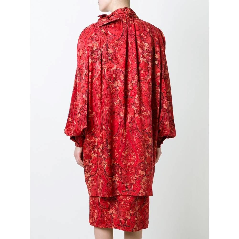 80s Nina Ricci Vintage red silk dress with black and beige print In Excellent Condition For Sale In Lugo (RA), IT