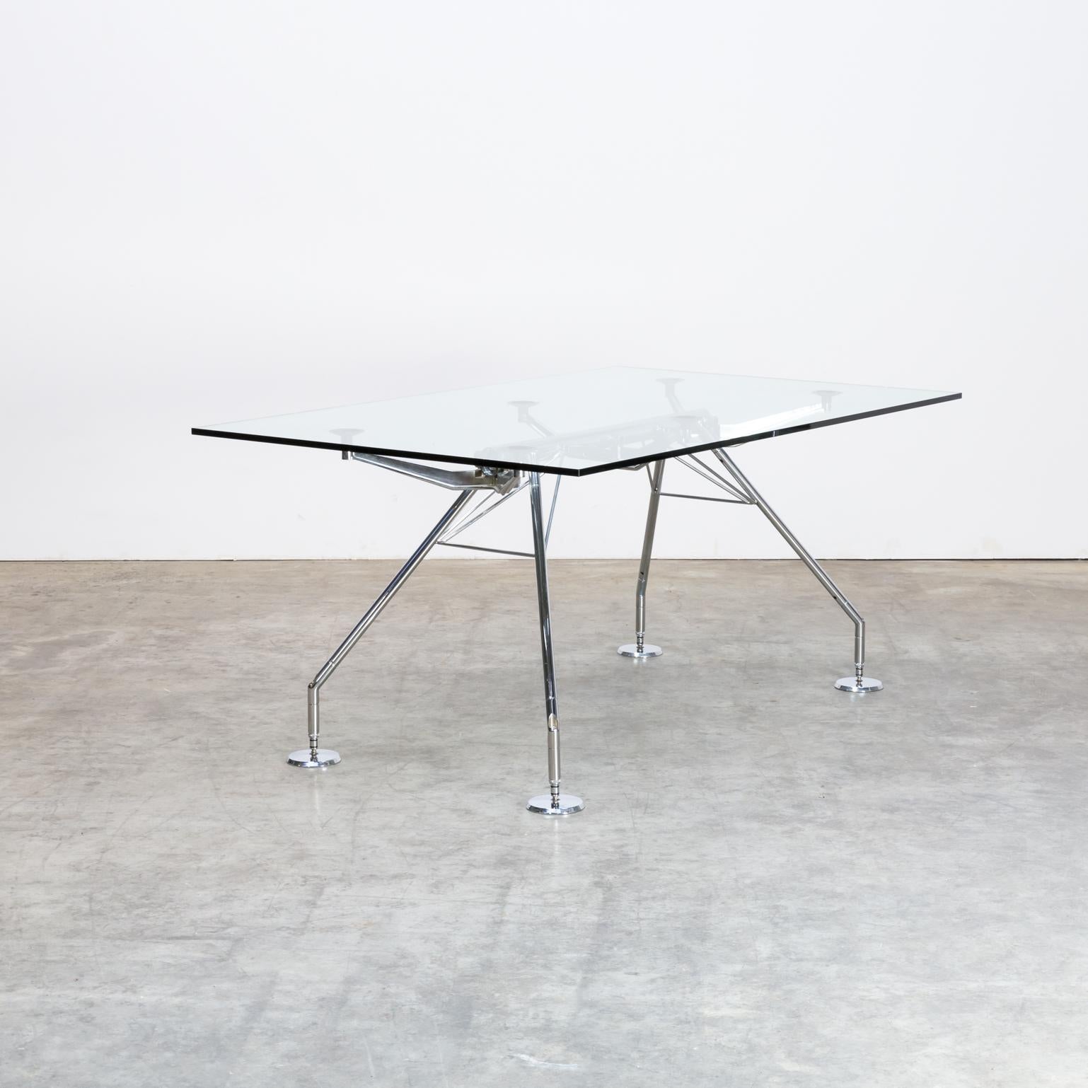 Late 20th Century 1980s Norman Foster ‘Nomos’ Dining Table for Tecno For Sale