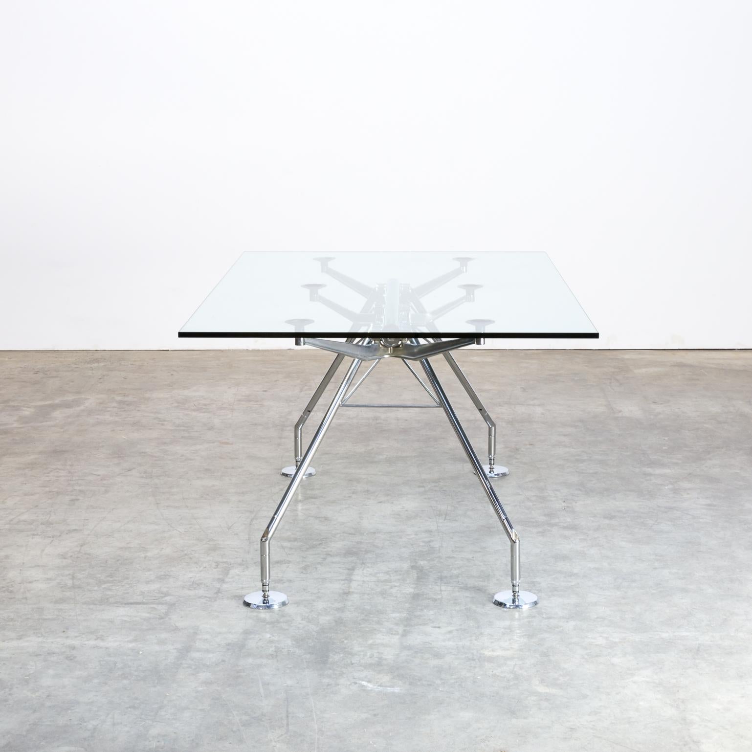 Glass 1980s Norman Foster ‘Nomos’ Dining Table for Tecno For Sale