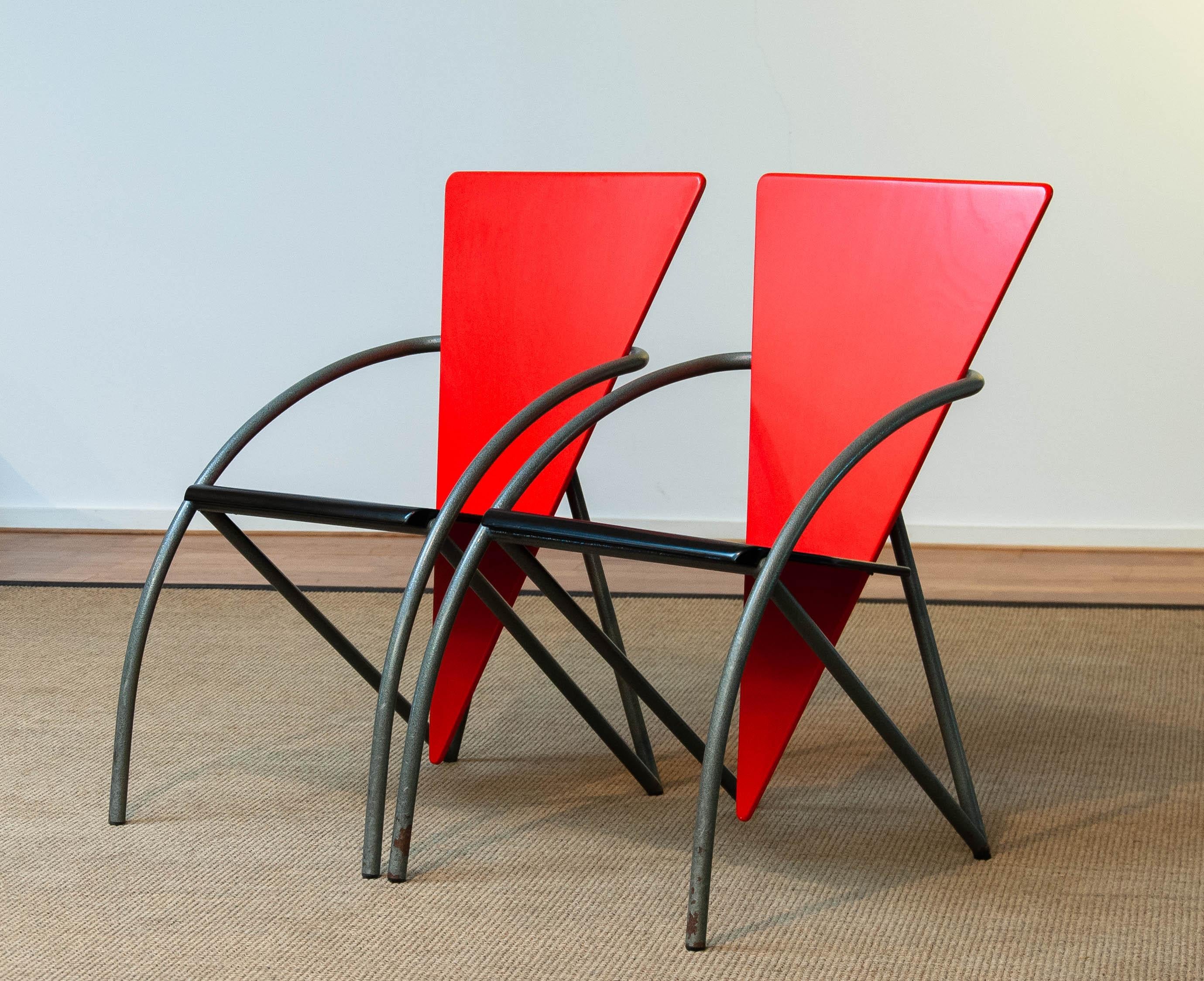 Metal 80's Pair Post-Modern Dining Office Chairs in Red and Black by Klaus Wettergren For Sale