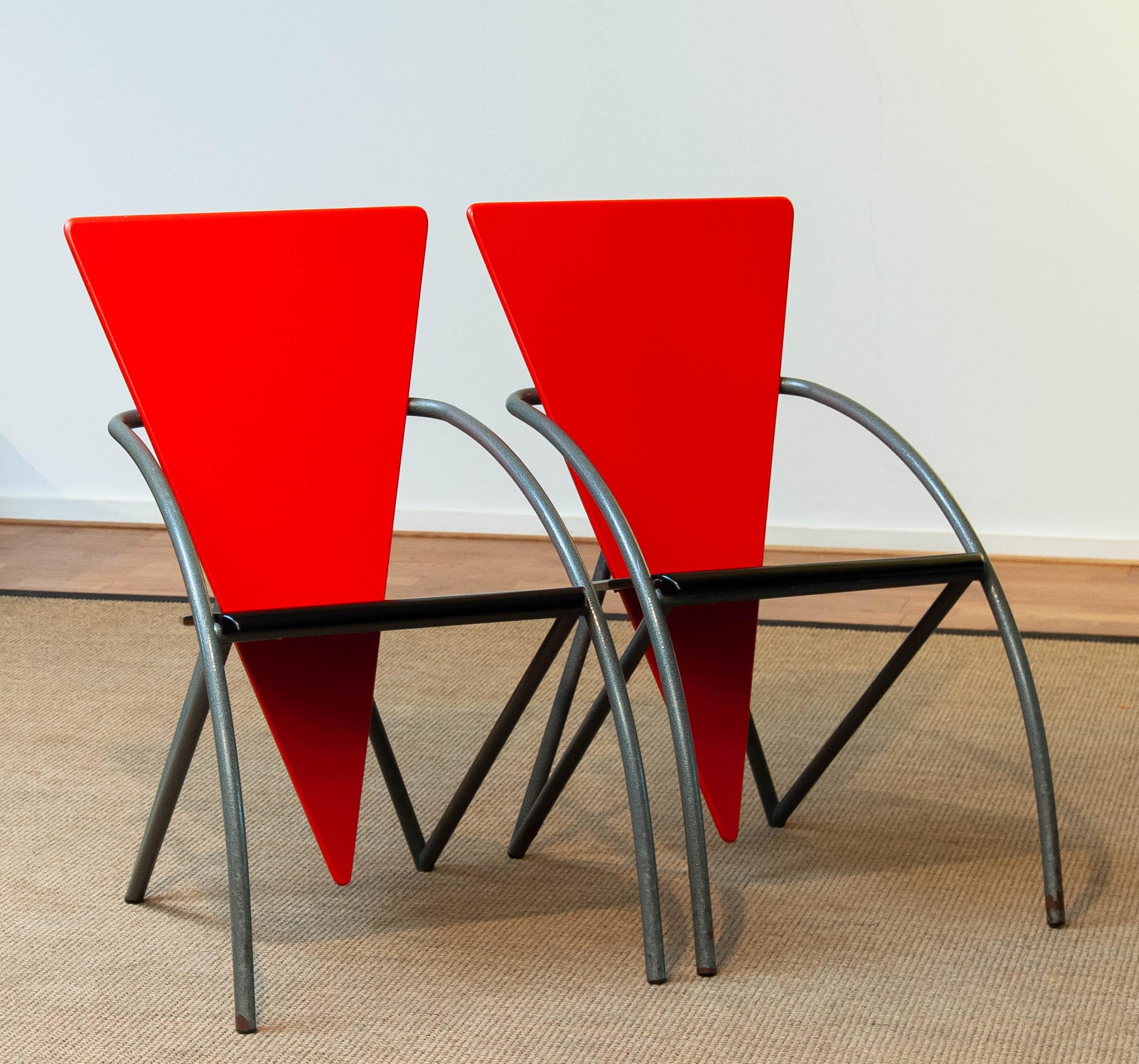80's Pair Post-Modern Dining Office Chairs in Red and Black by Klaus Wettergren For Sale 2