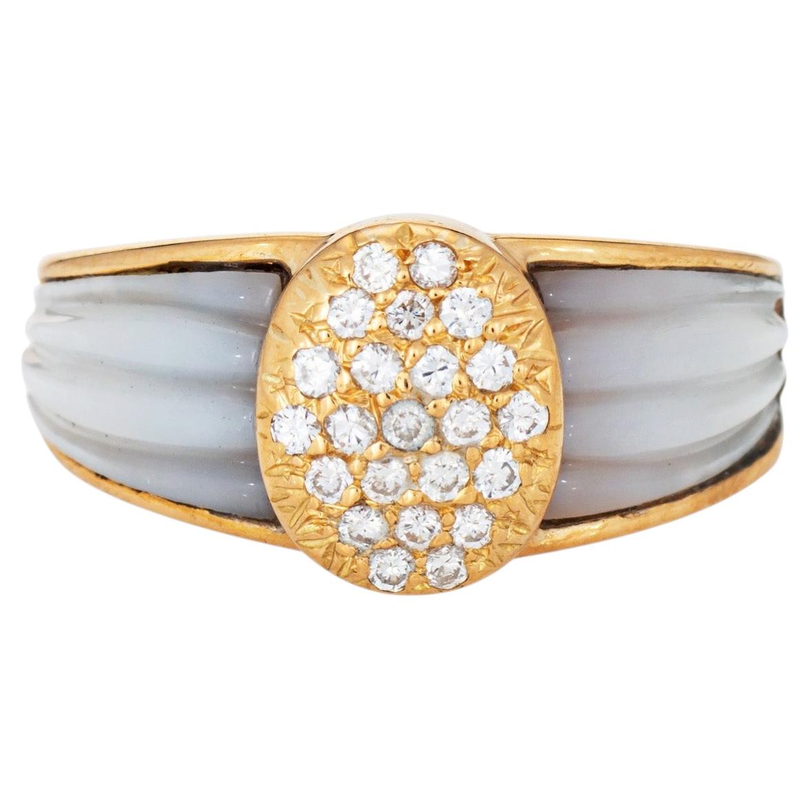 Bague portugaise des années 80, diamant, nacre cannelée, or jaune 19 carats, taille 6,5
